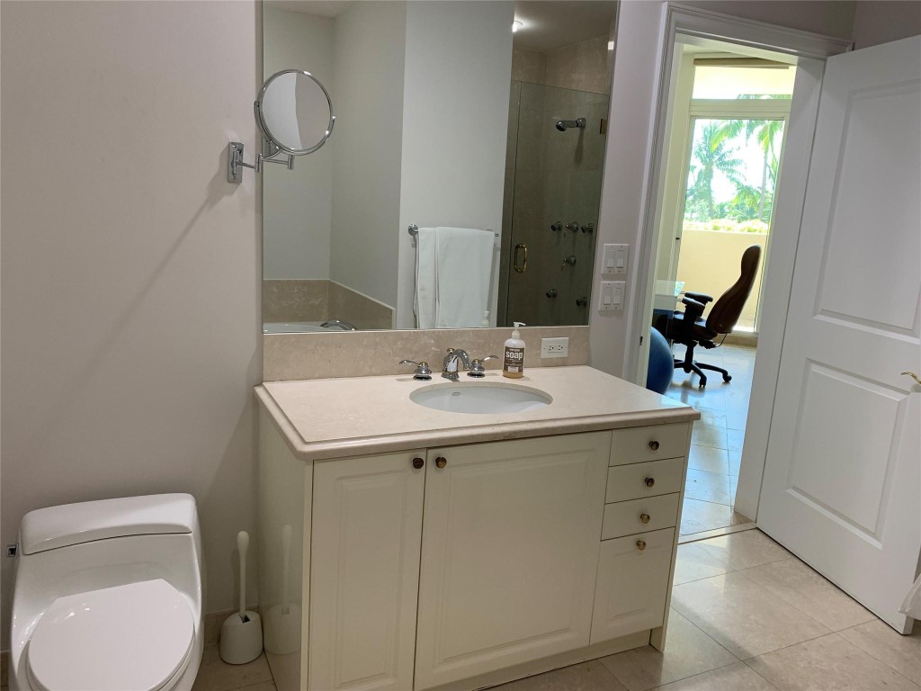 OCEAN GRANDE BEACH & MARI - Residential