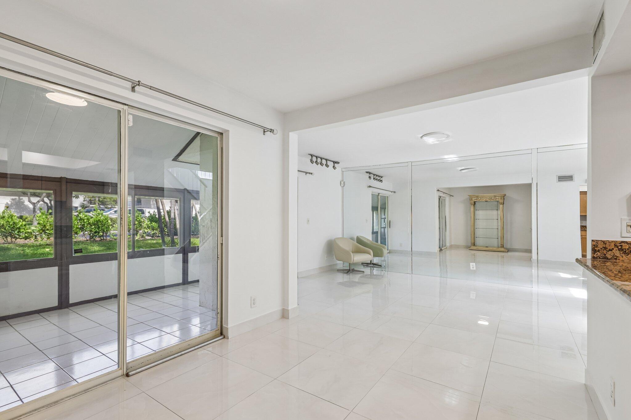 SUNFLOWER CONDO - Residential Lease