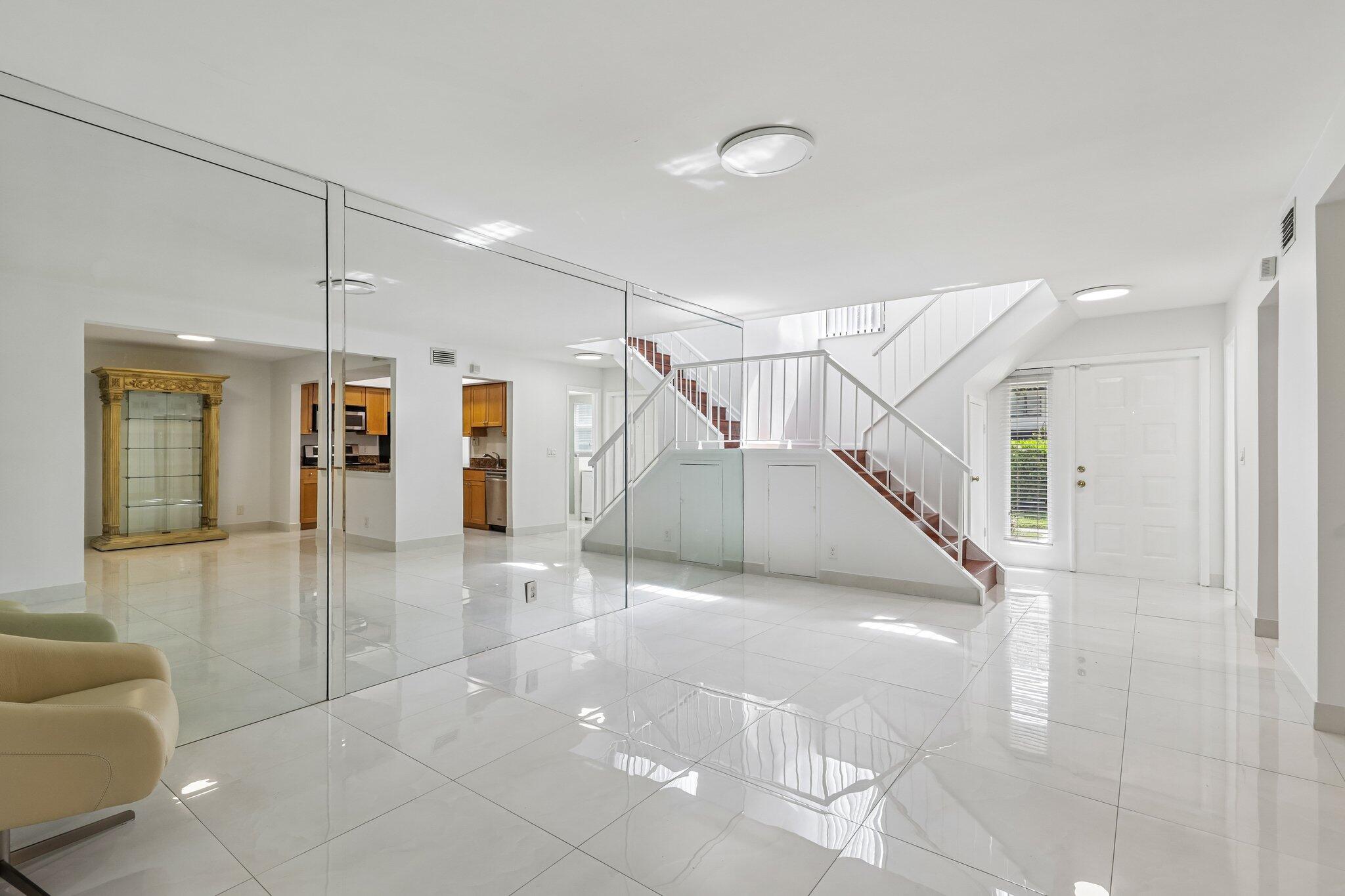 SUNFLOWER CONDO - Residential Lease