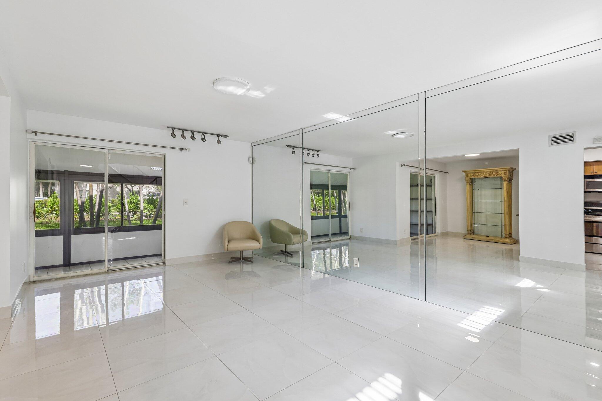 SUNFLOWER CONDO - Residential Lease