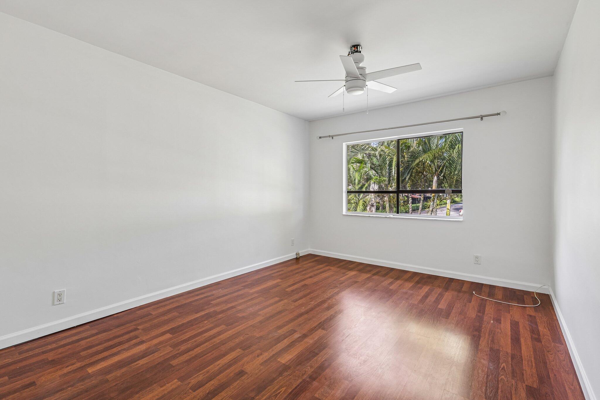 SUNFLOWER CONDO - Residential Lease