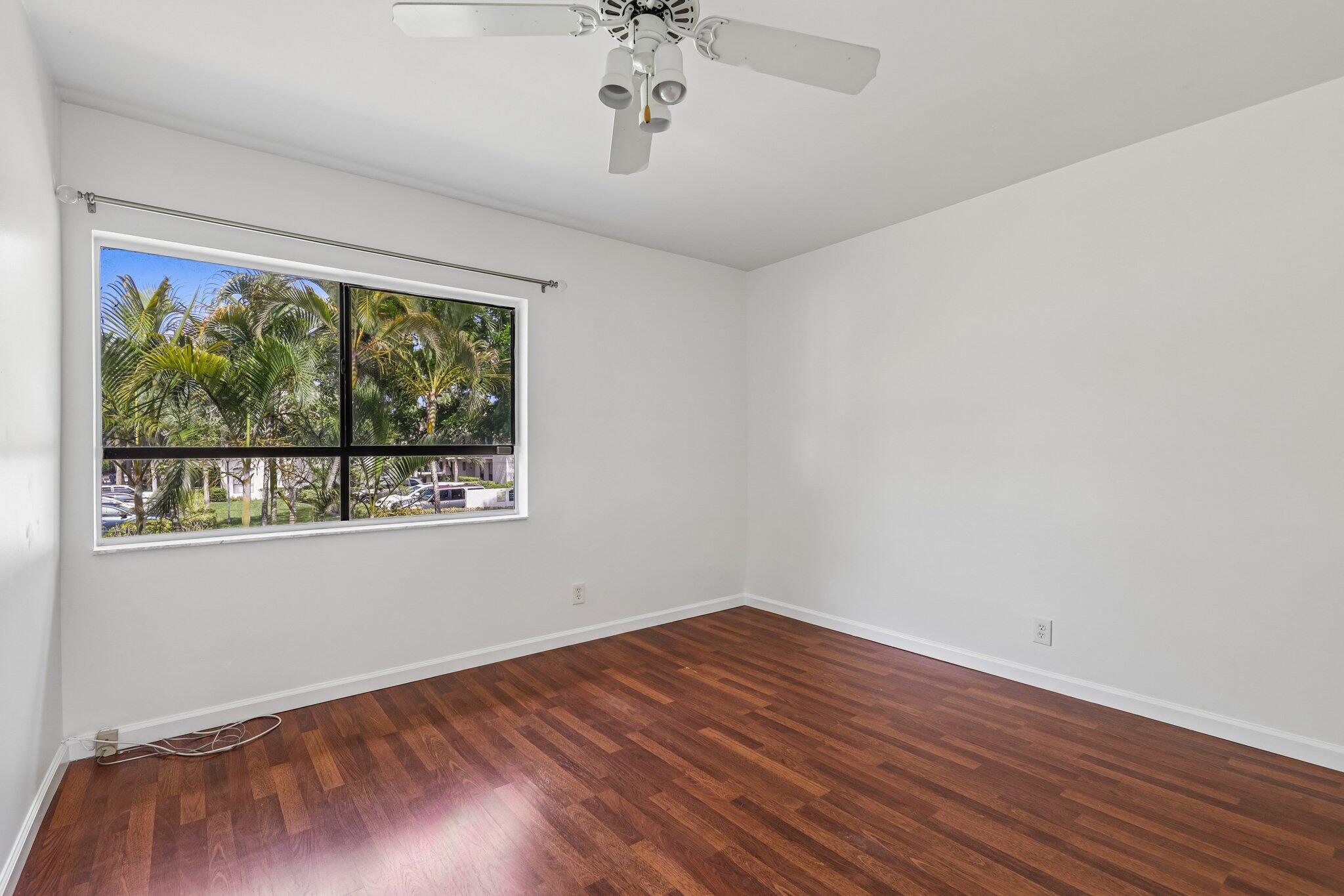 SUNFLOWER CONDO - Residential Lease
