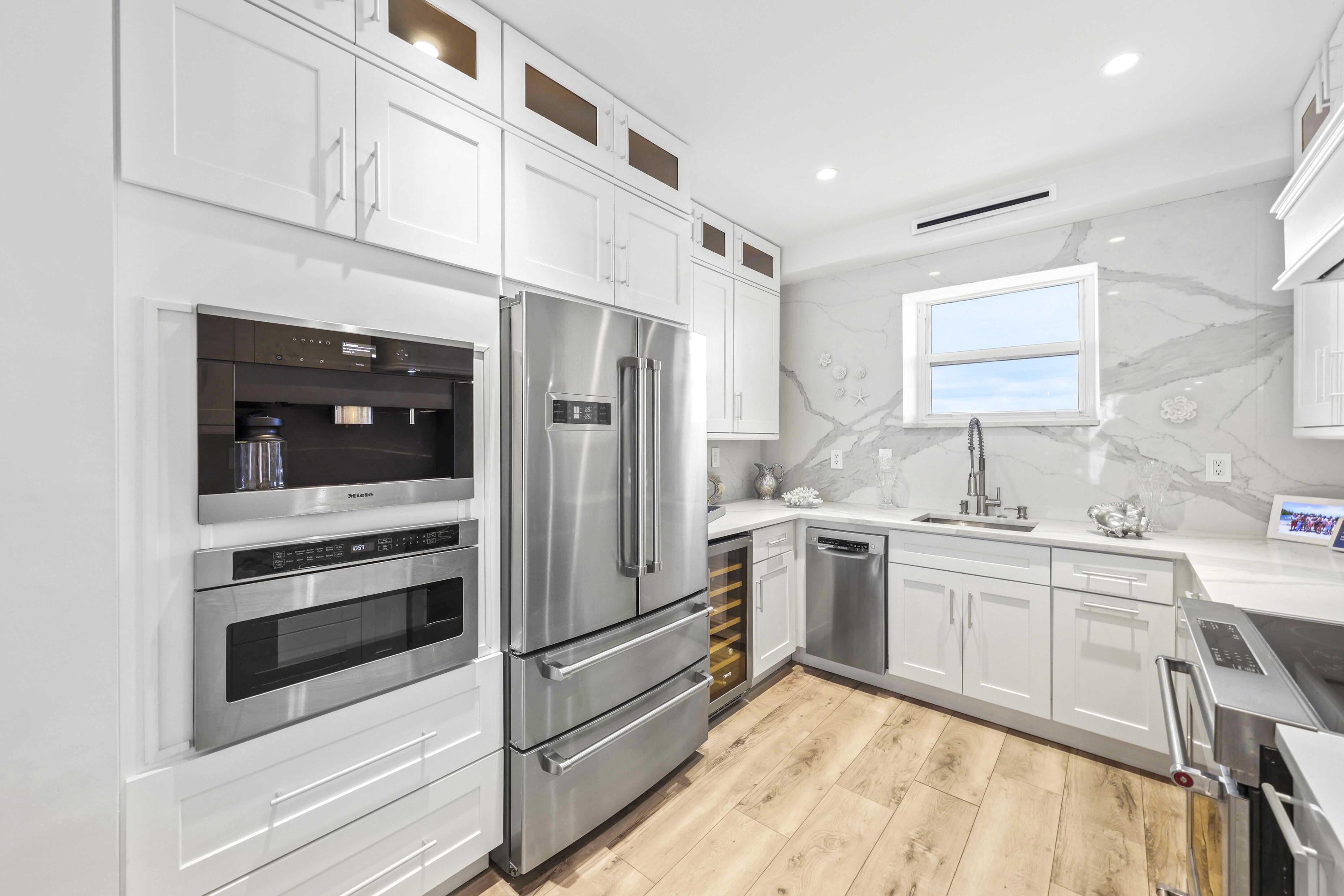 HIGHLAND TOWERS INC - Residential