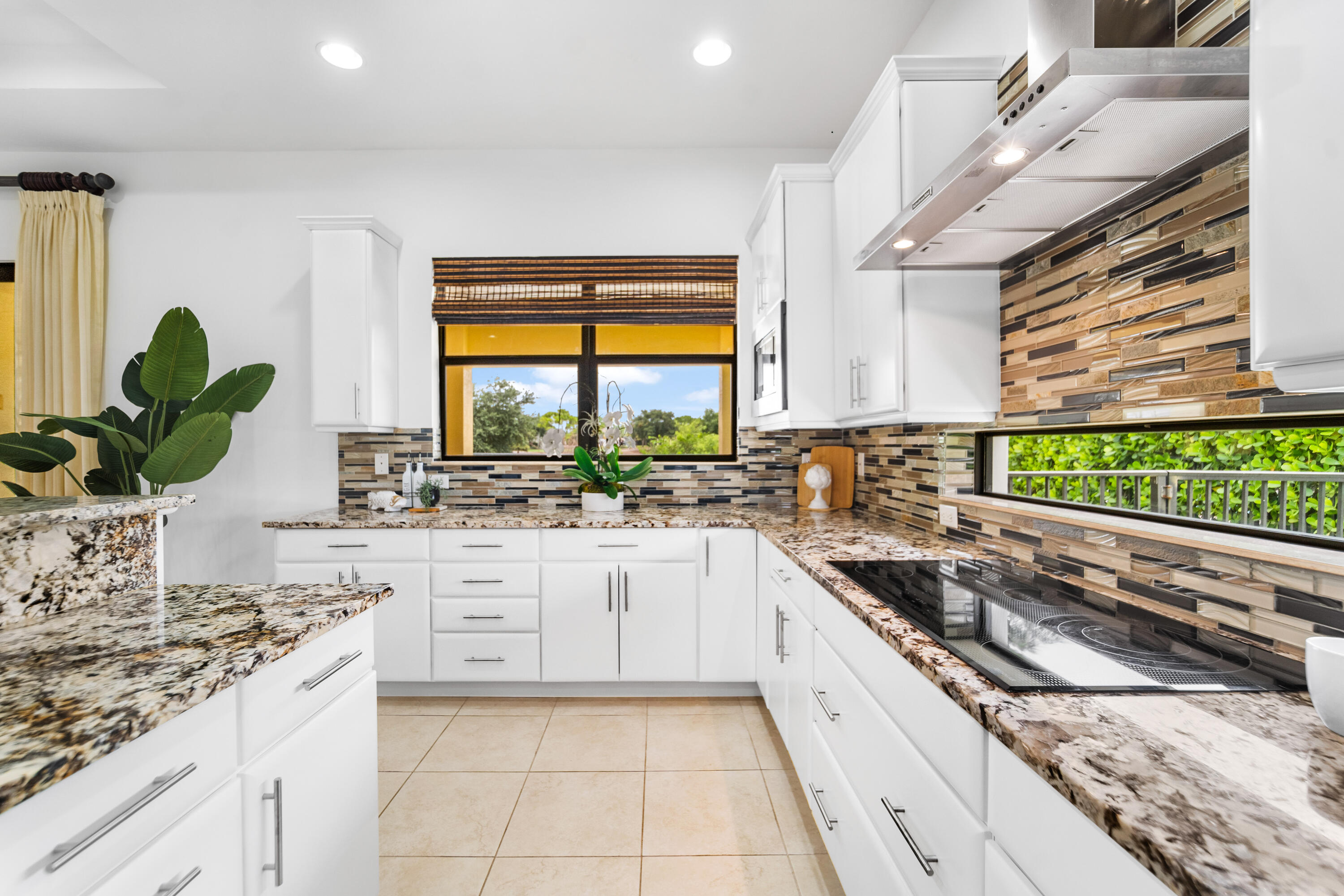 PARKLAND GOLF AND COUNTRY CLUB - Residential