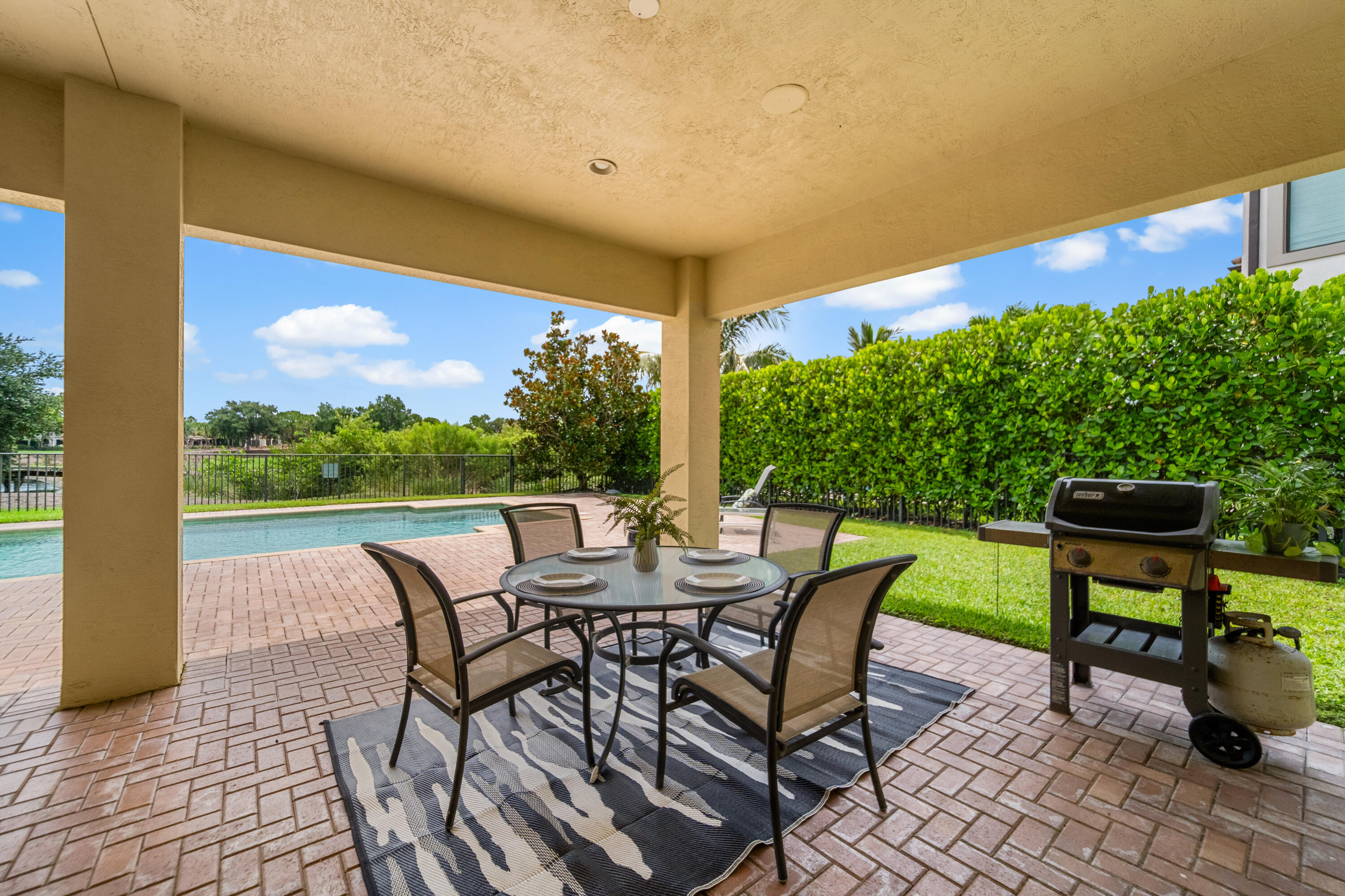 PARKLAND GOLF AND COUNTRY CLUB - Residential