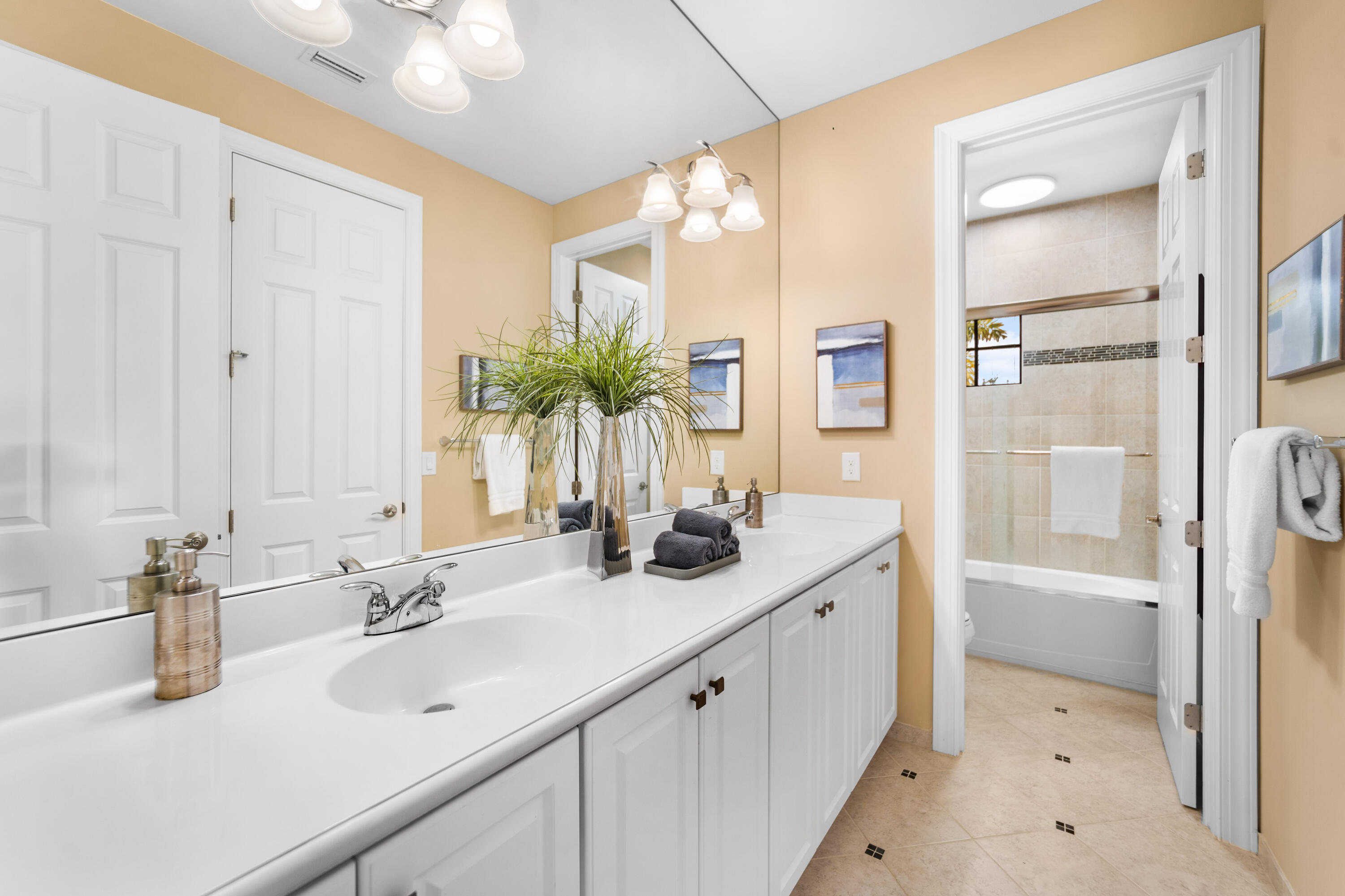 PARKLAND GOLF AND COUNTRY CLUB - Residential