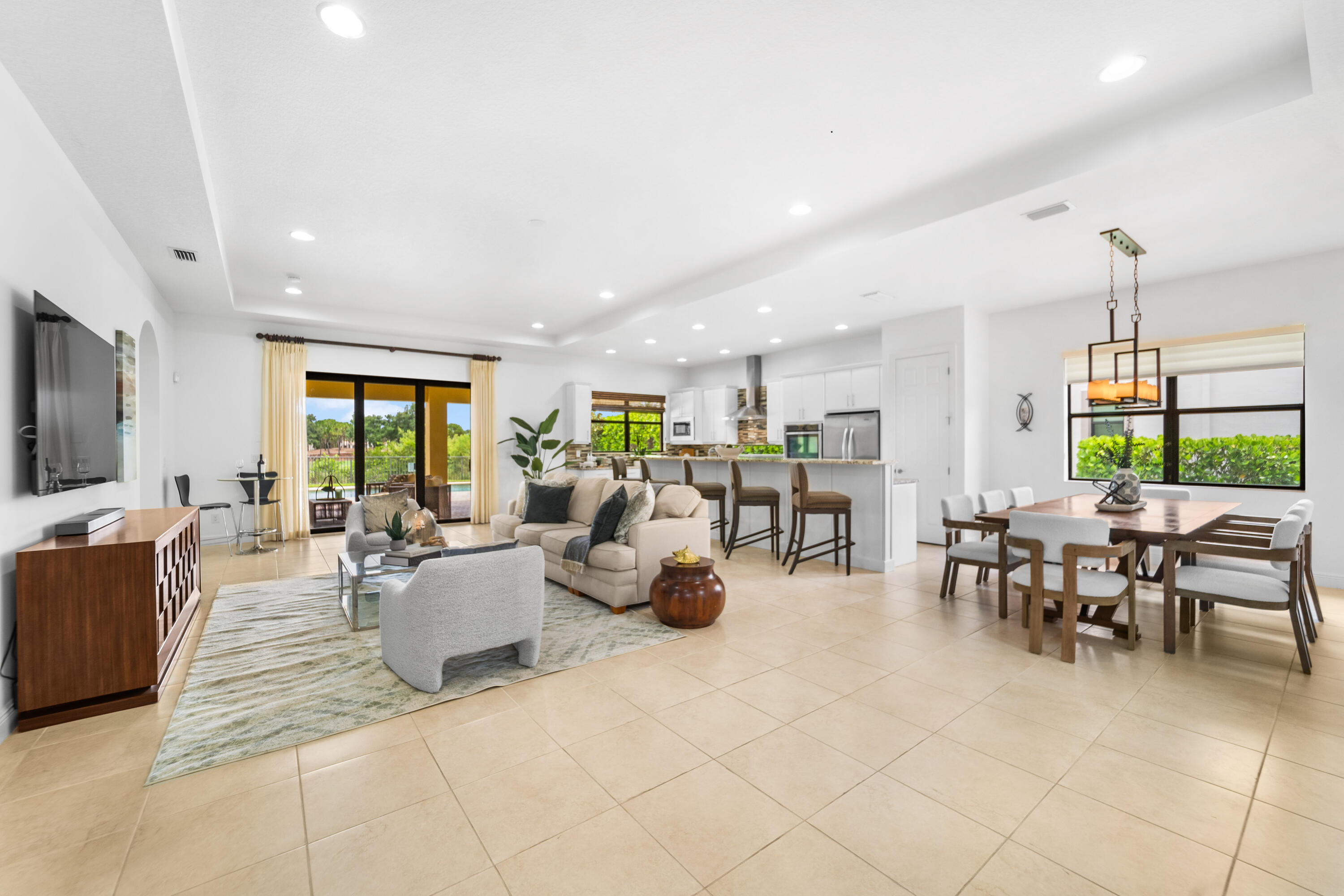 PARKLAND GOLF AND COUNTRY CLUB - Residential
