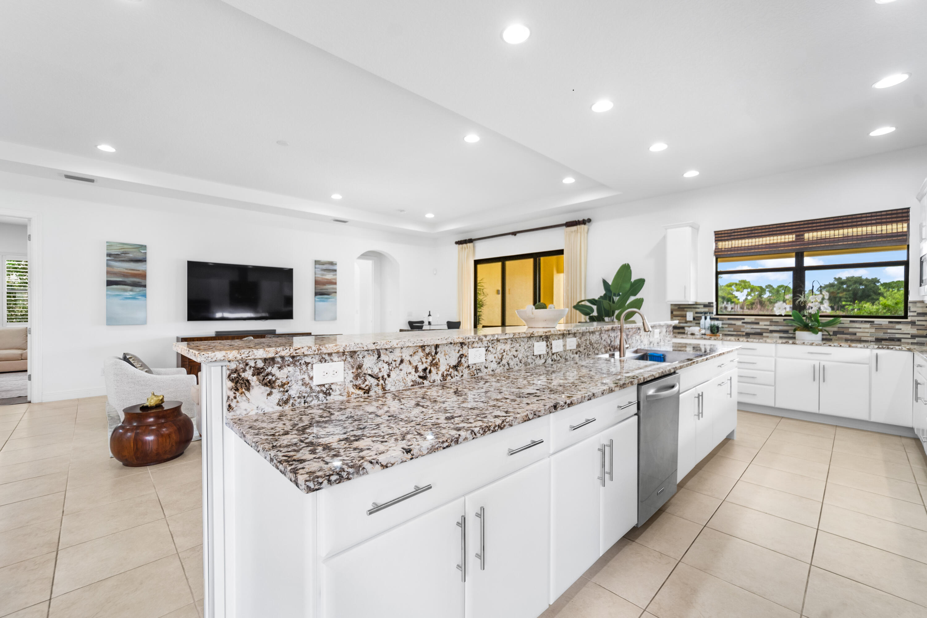PARKLAND GOLF AND COUNTRY CLUB - Residential