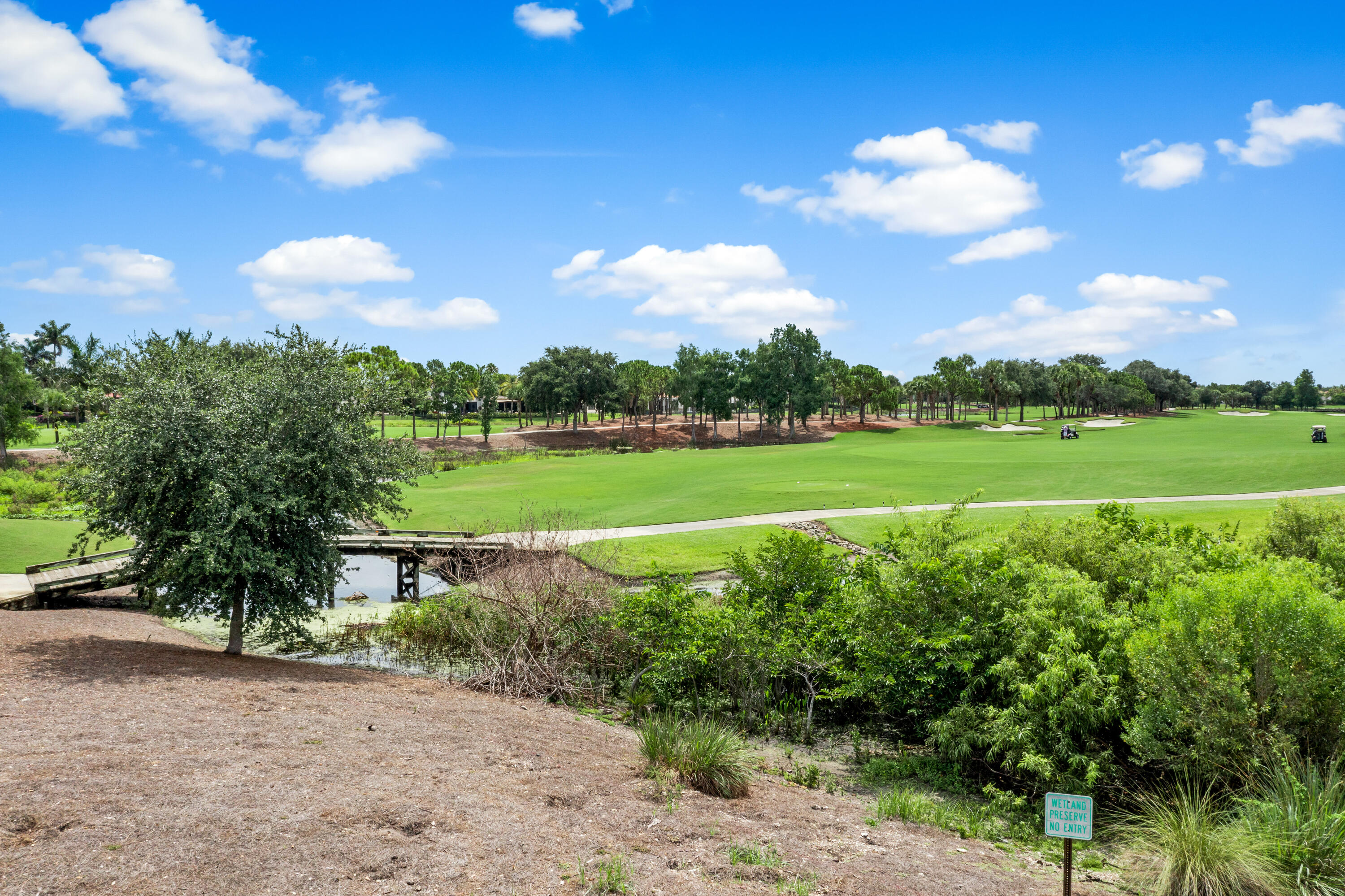 PARKLAND GOLF AND COUNTRY CLUB - Residential