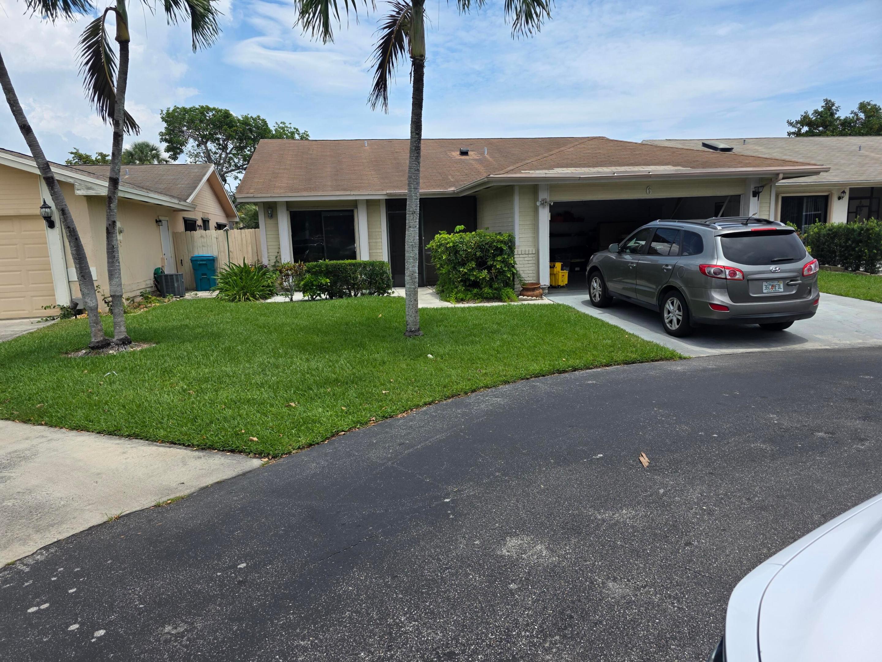 ALL VOUCHERS WELCOMED. Nice 3 bedroom house with a 2 car garage and laundry facilities. Nice quiet community close to shopping centers. View in back is the canal.
