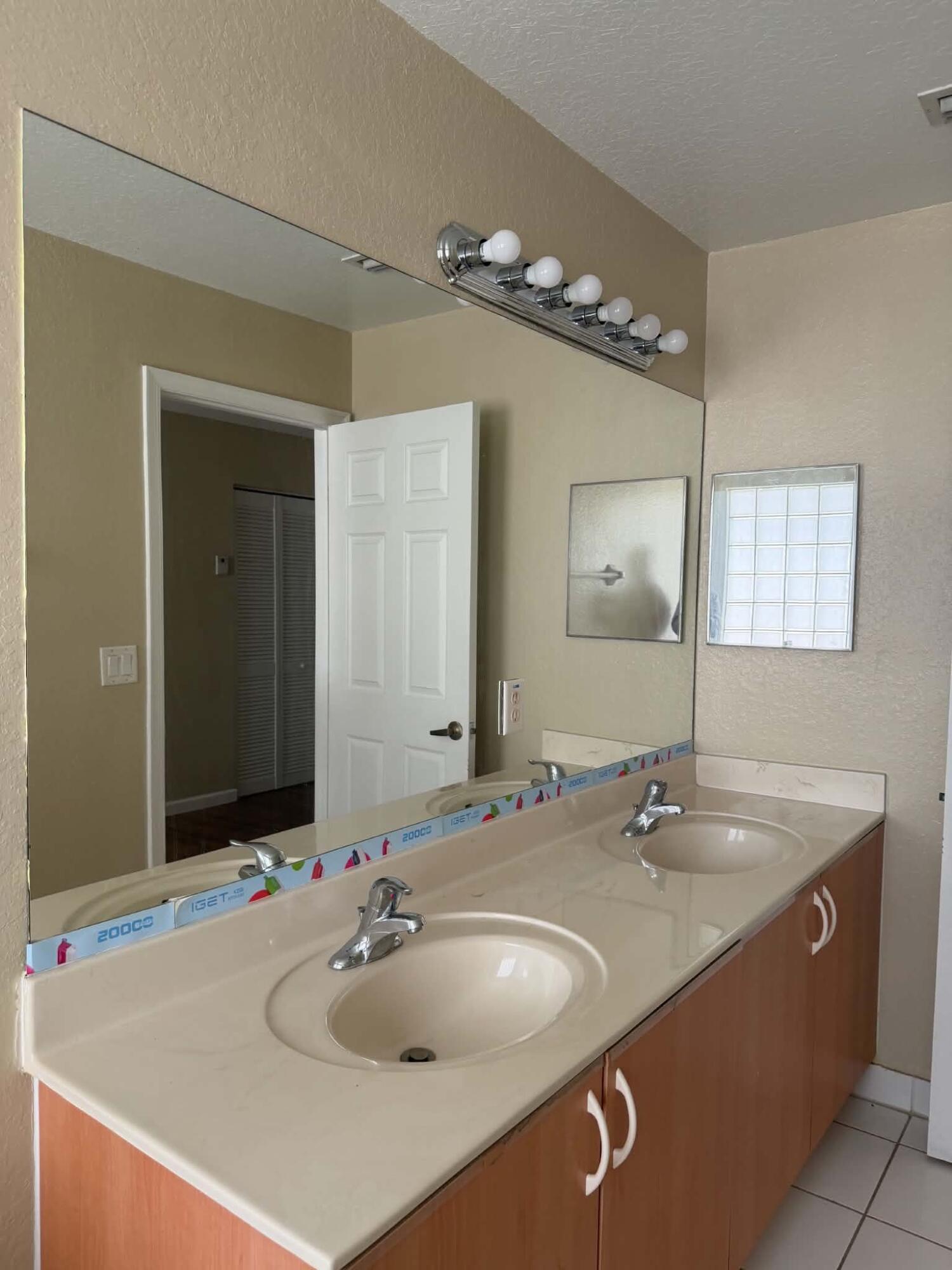 WATERWAYS TAHERI PUD - Residential Lease
