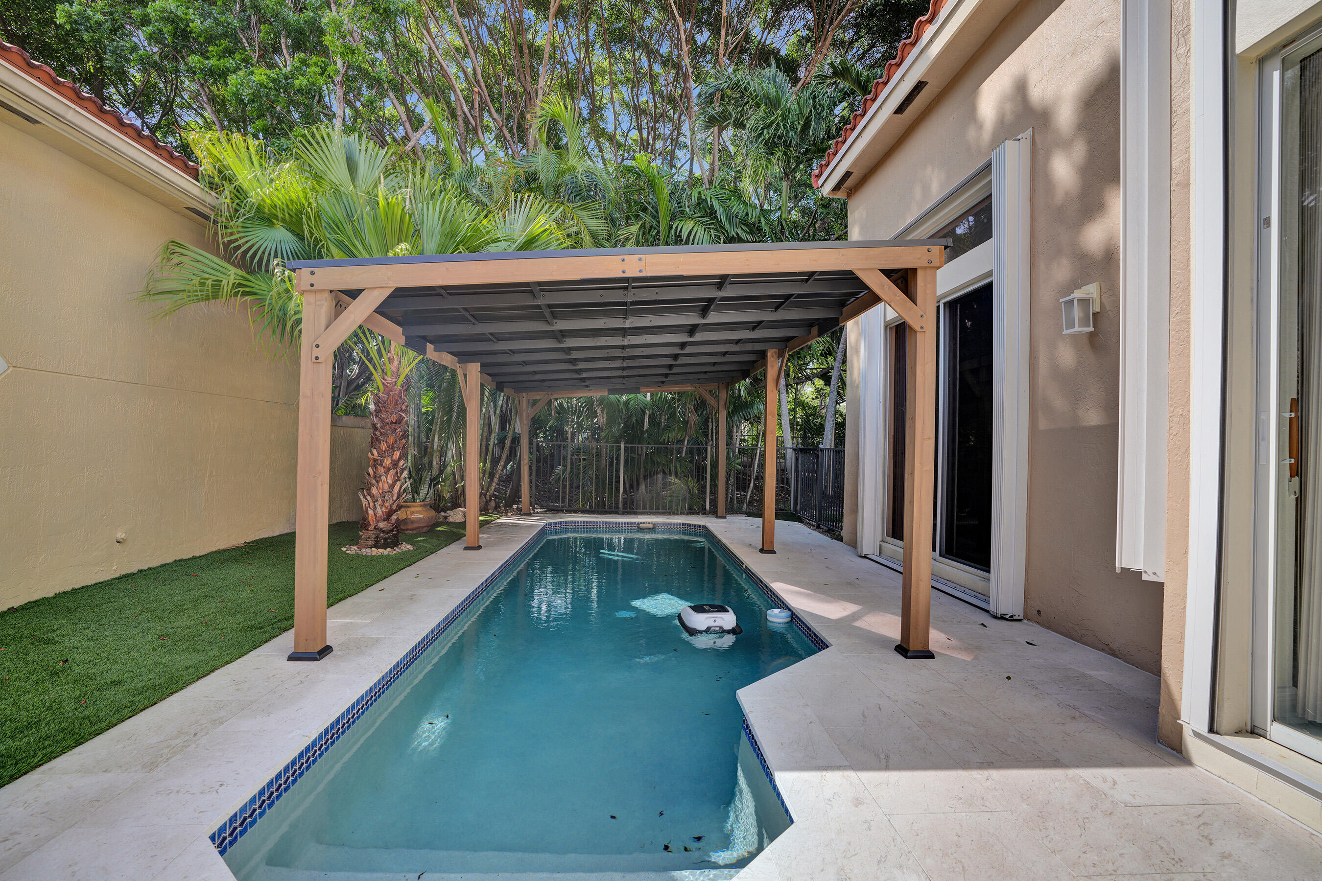 HERON BAY SOUTH - Residential