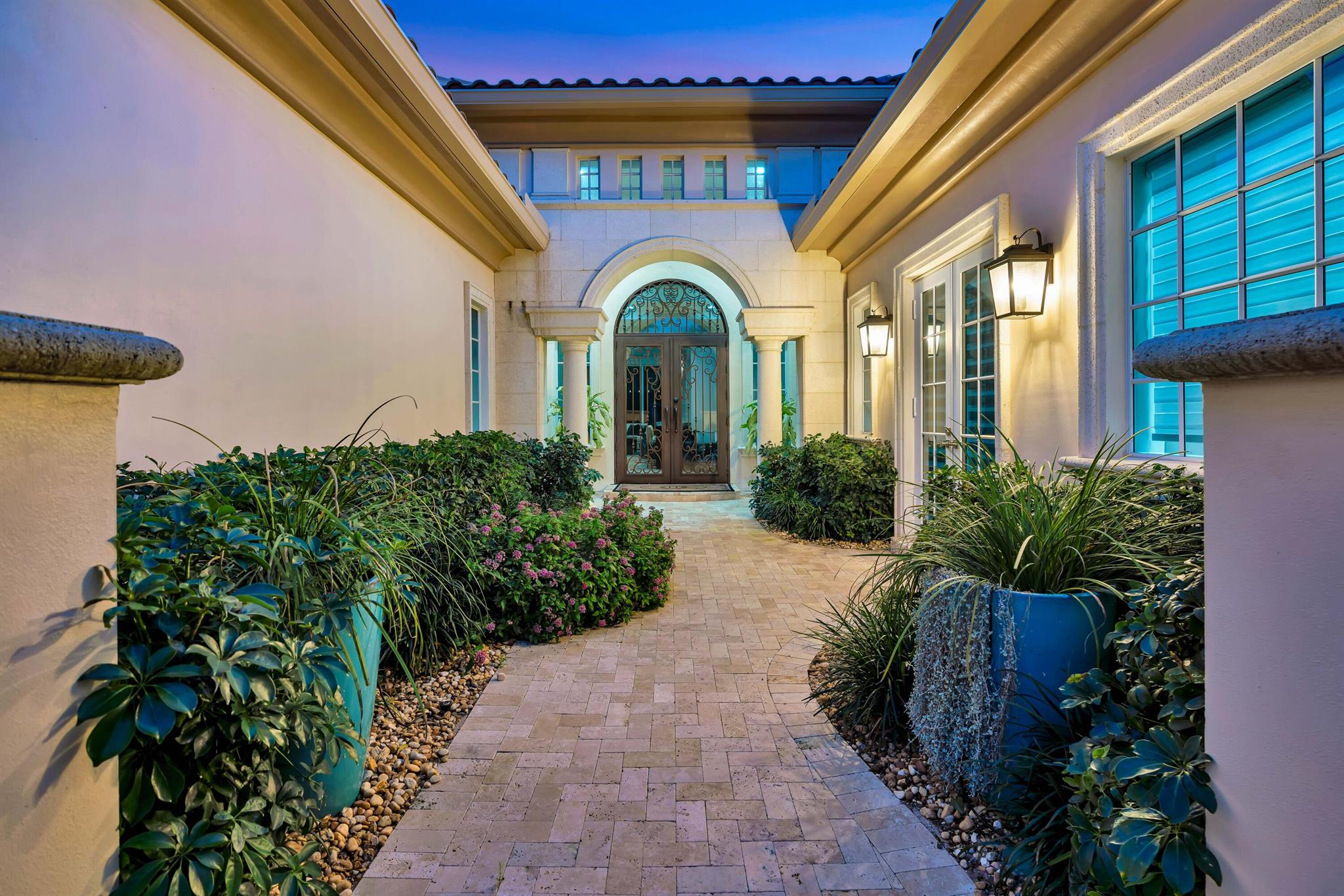 OLD PALM 2 - Residential