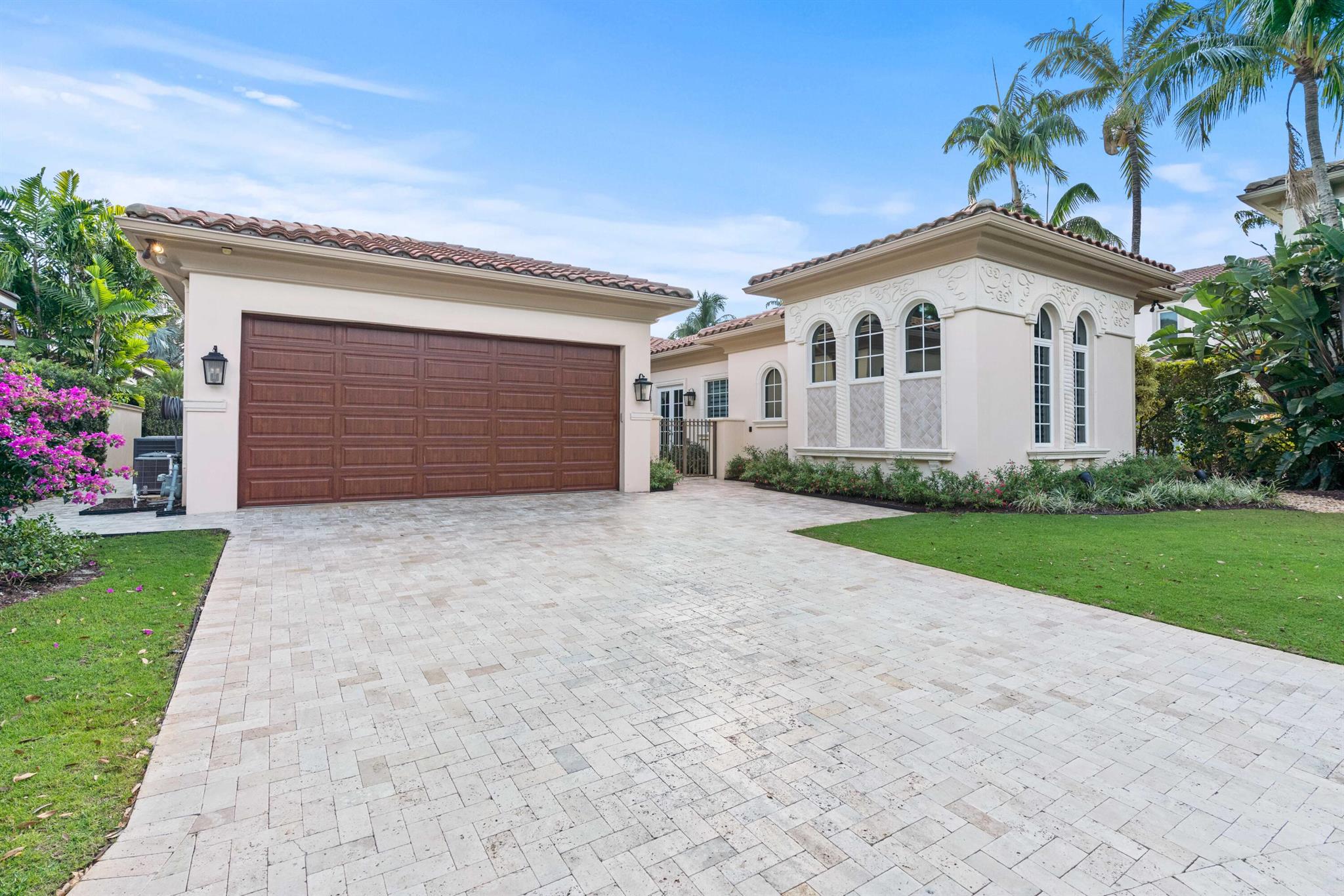 OLD PALM 2 - Residential