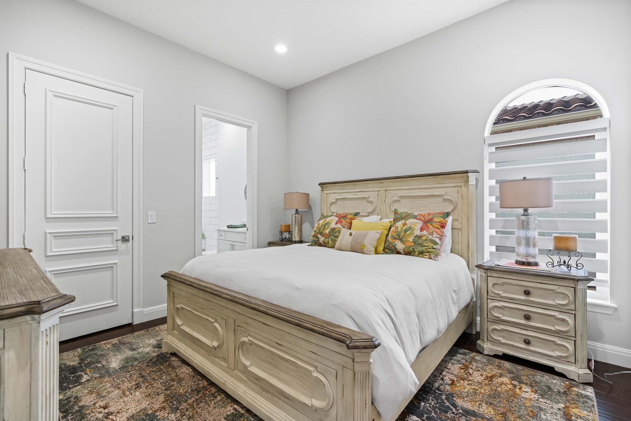 OLD PALM 2 - Residential
