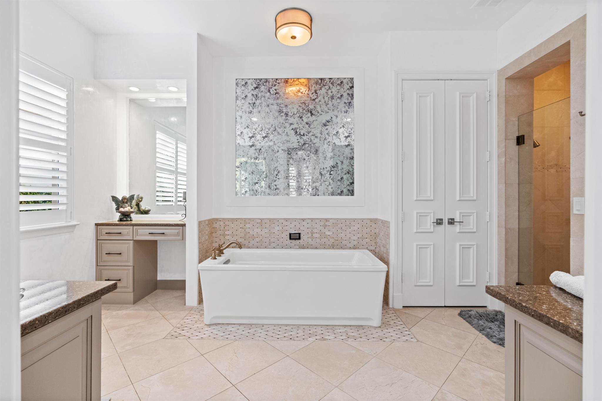 OLD PALM 2 - Residential