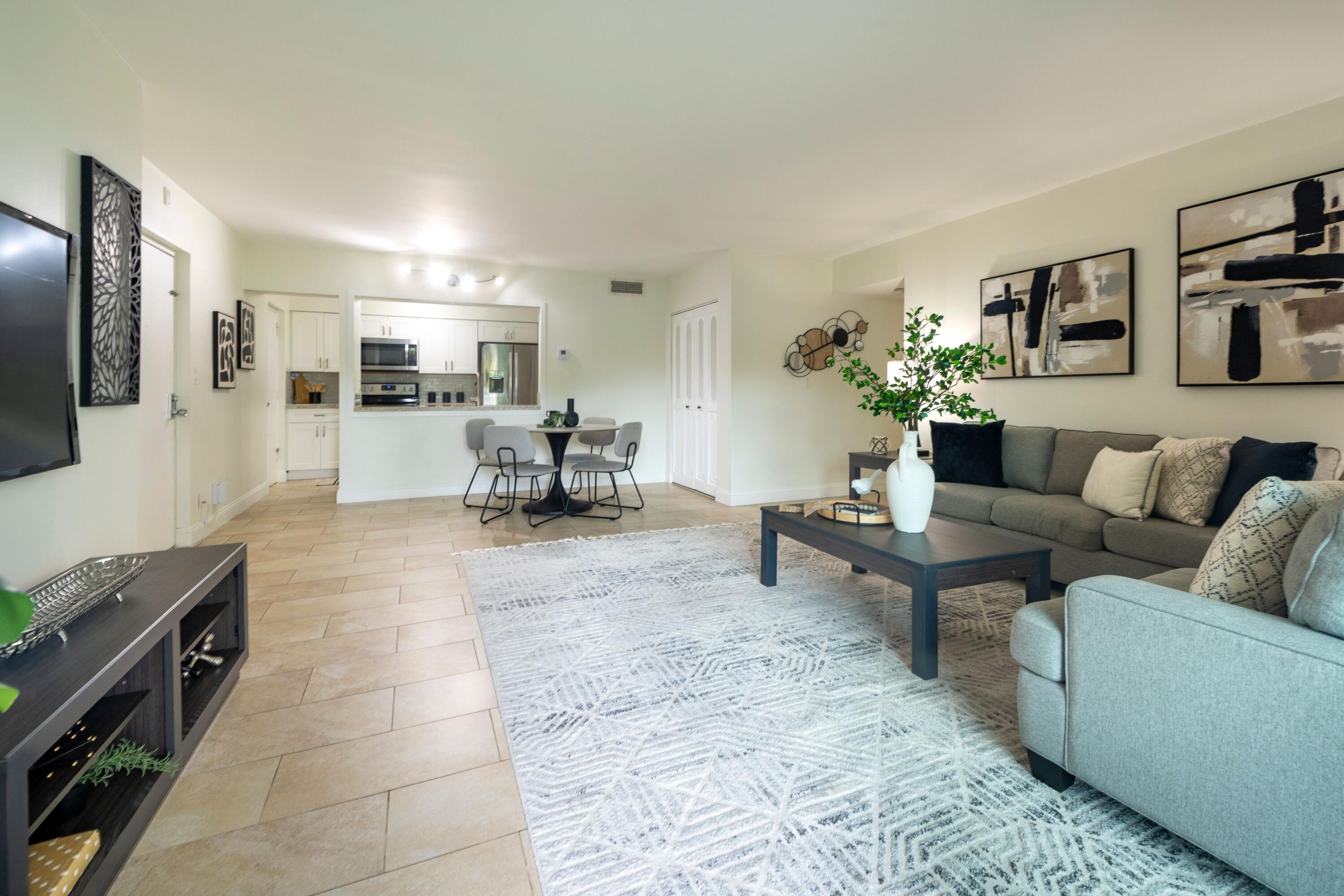 RIVER REACH CONDOMINIUM I - Residential