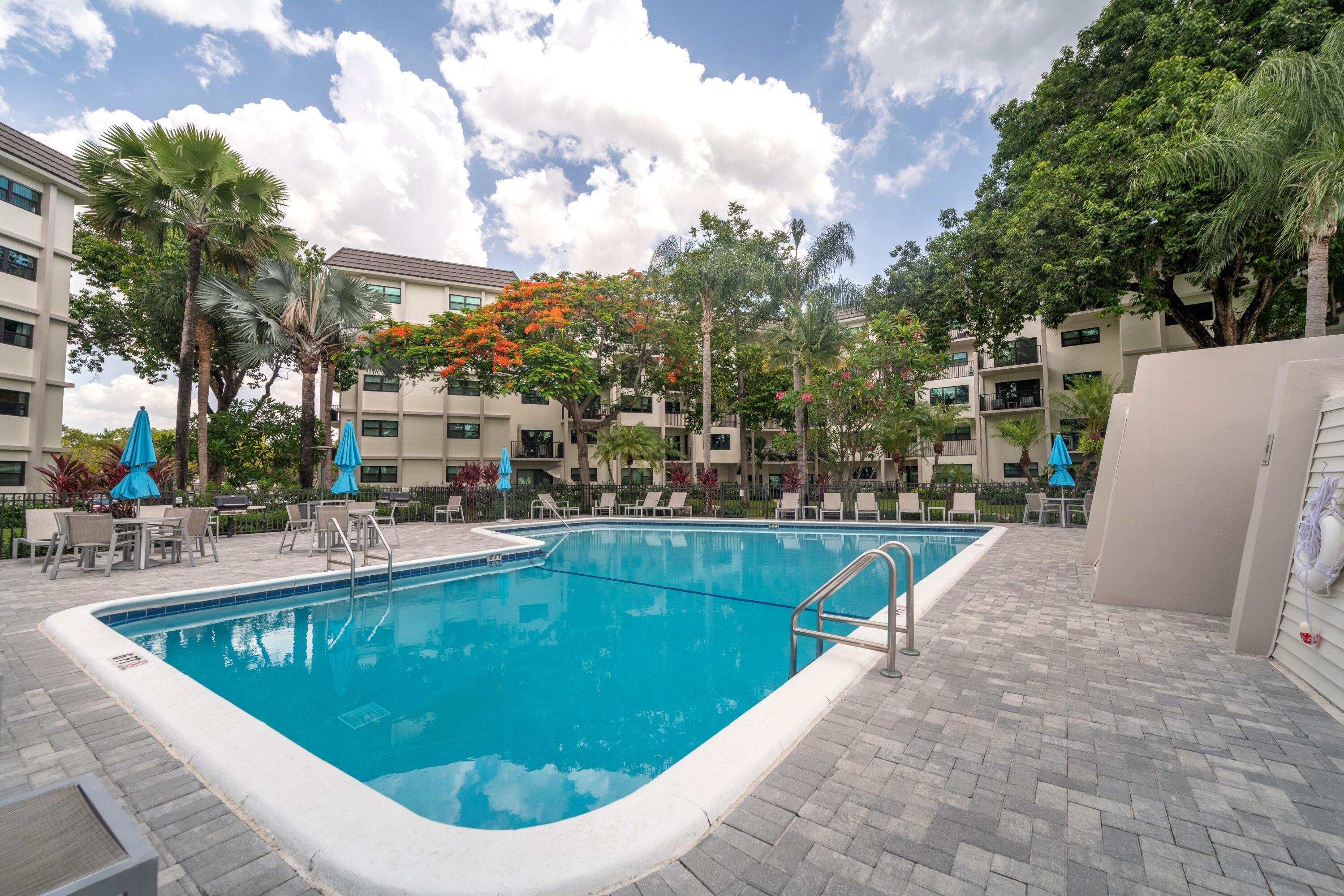 RIVER REACH CONDOMINIUM I - Residential