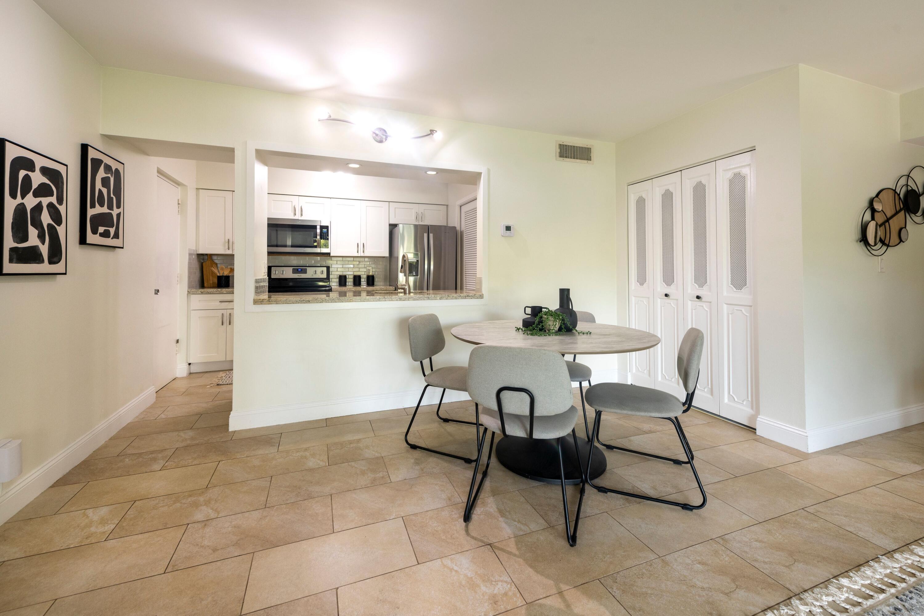 RIVER REACH CONDOMINIUM I - Residential