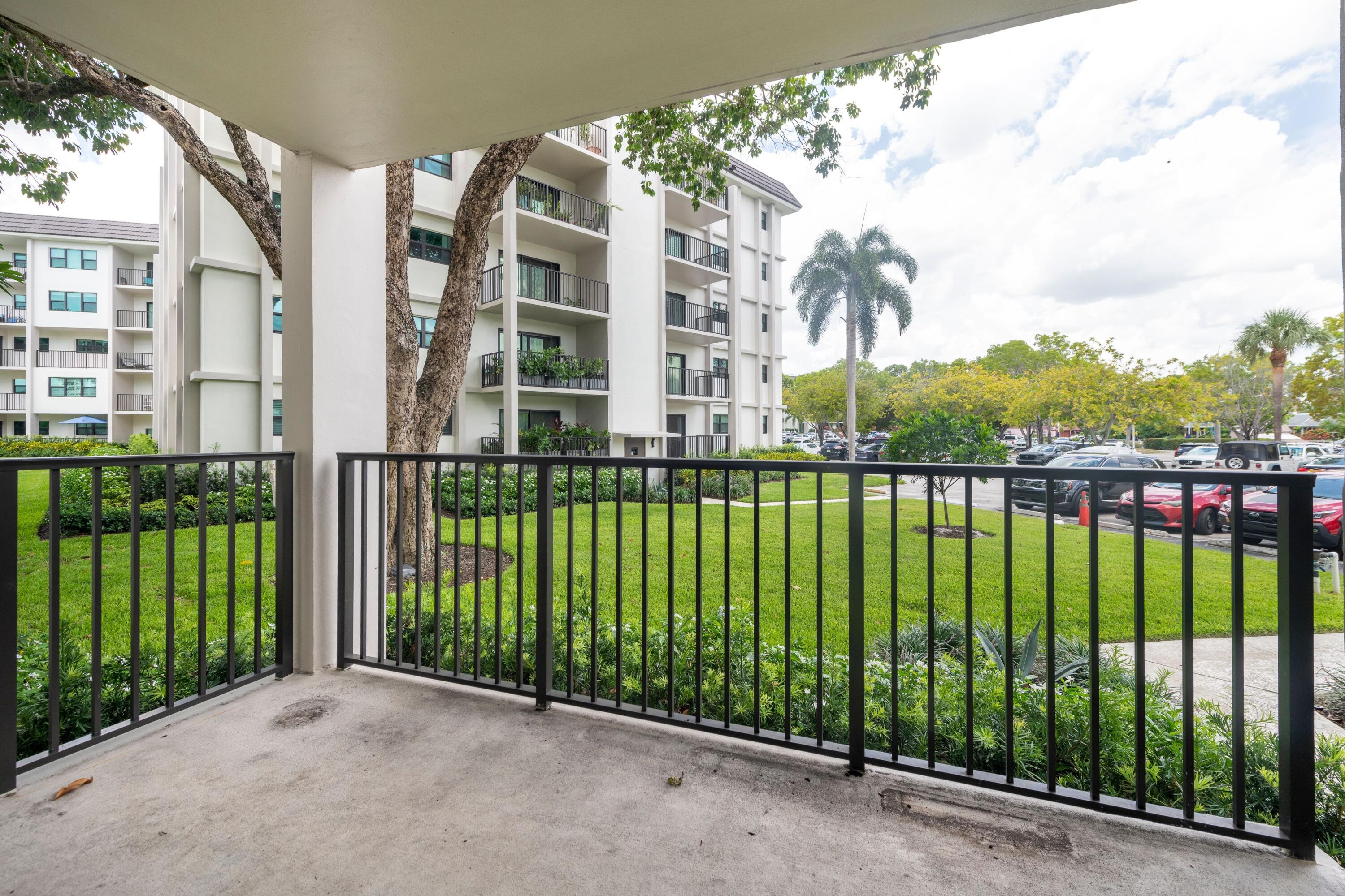 RIVER REACH CONDOMINIUM I - Residential