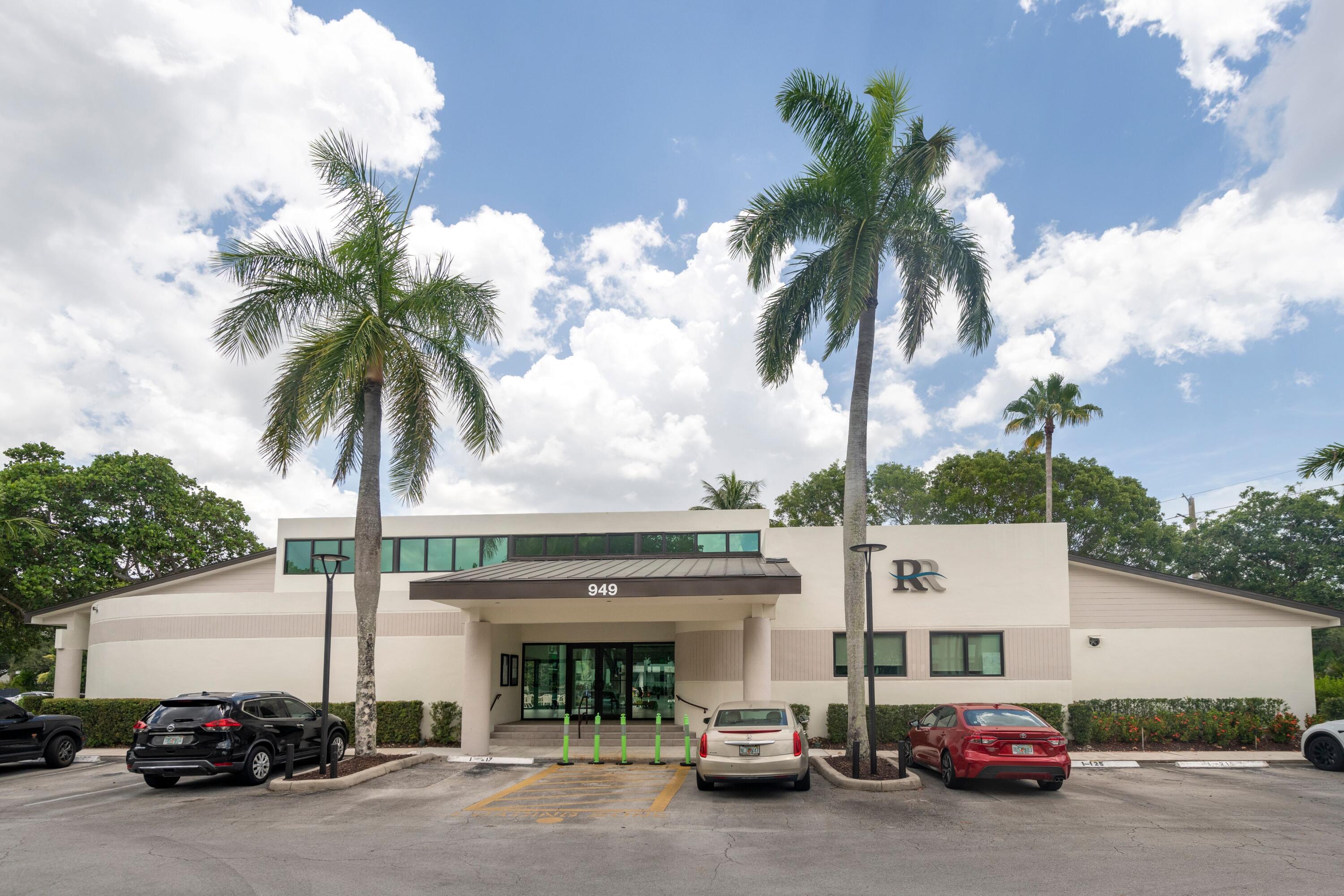 RIVER REACH CONDOMINIUM I - Residential