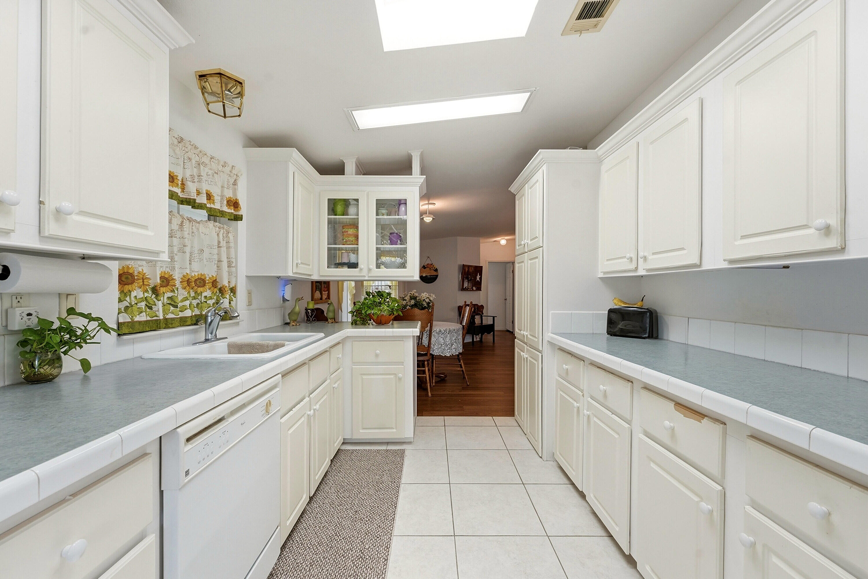 RIDGEWAY - Residential