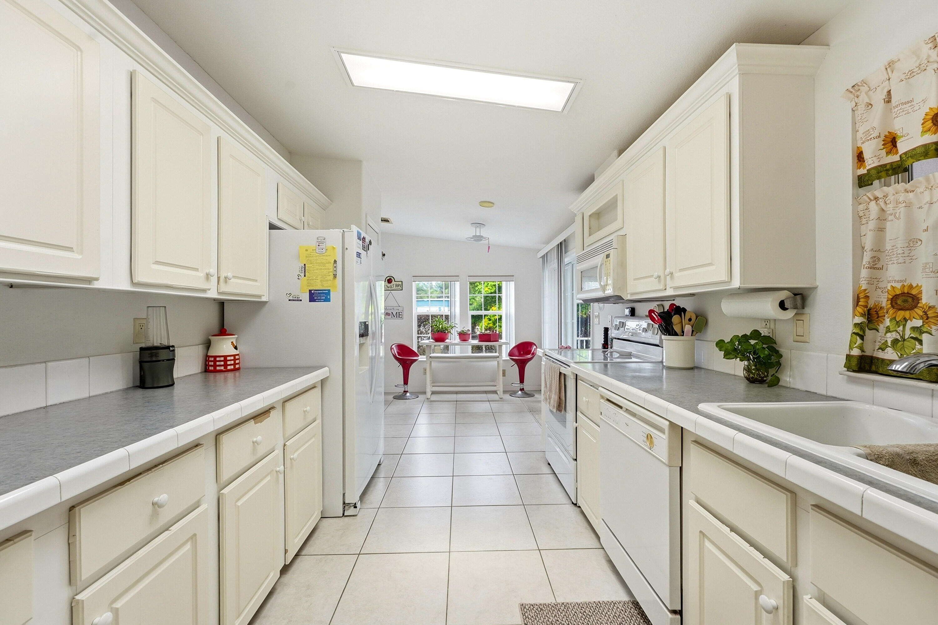 RIDGEWAY - Residential