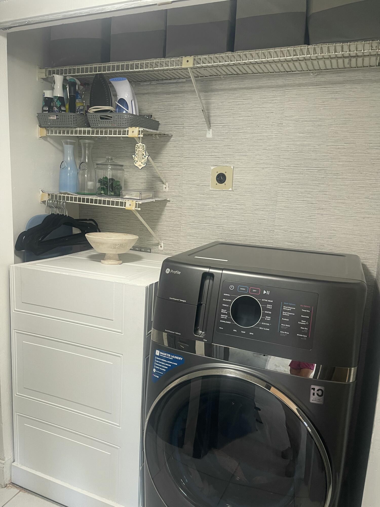 WELLEBY SHORES CONDOMINIUM 6 - Residential