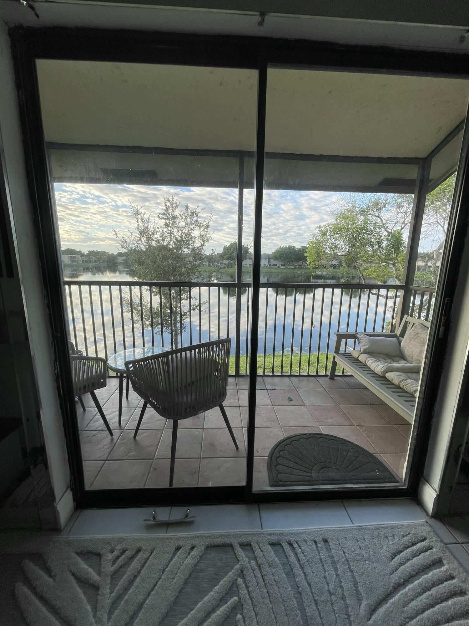 WELLEBY SHORES CONDOMINIUM 6 - Residential