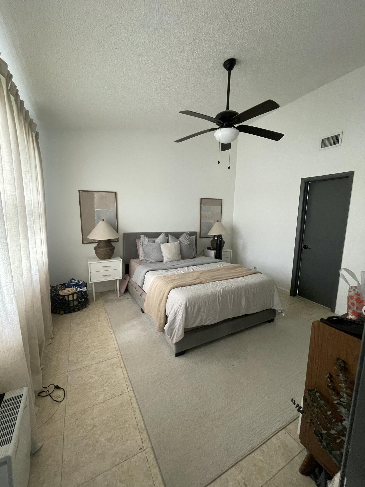 WELLEBY SHORES CONDOMINIUM 6 - Residential