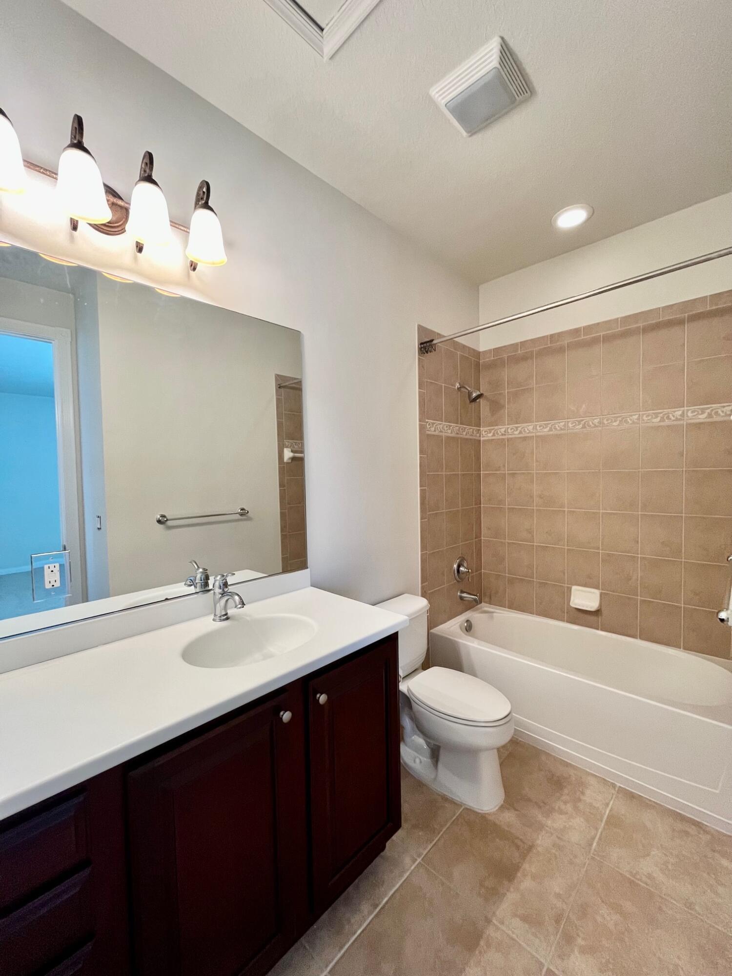 MALLORY CREEK AT ABACOA 2 - Residential Lease