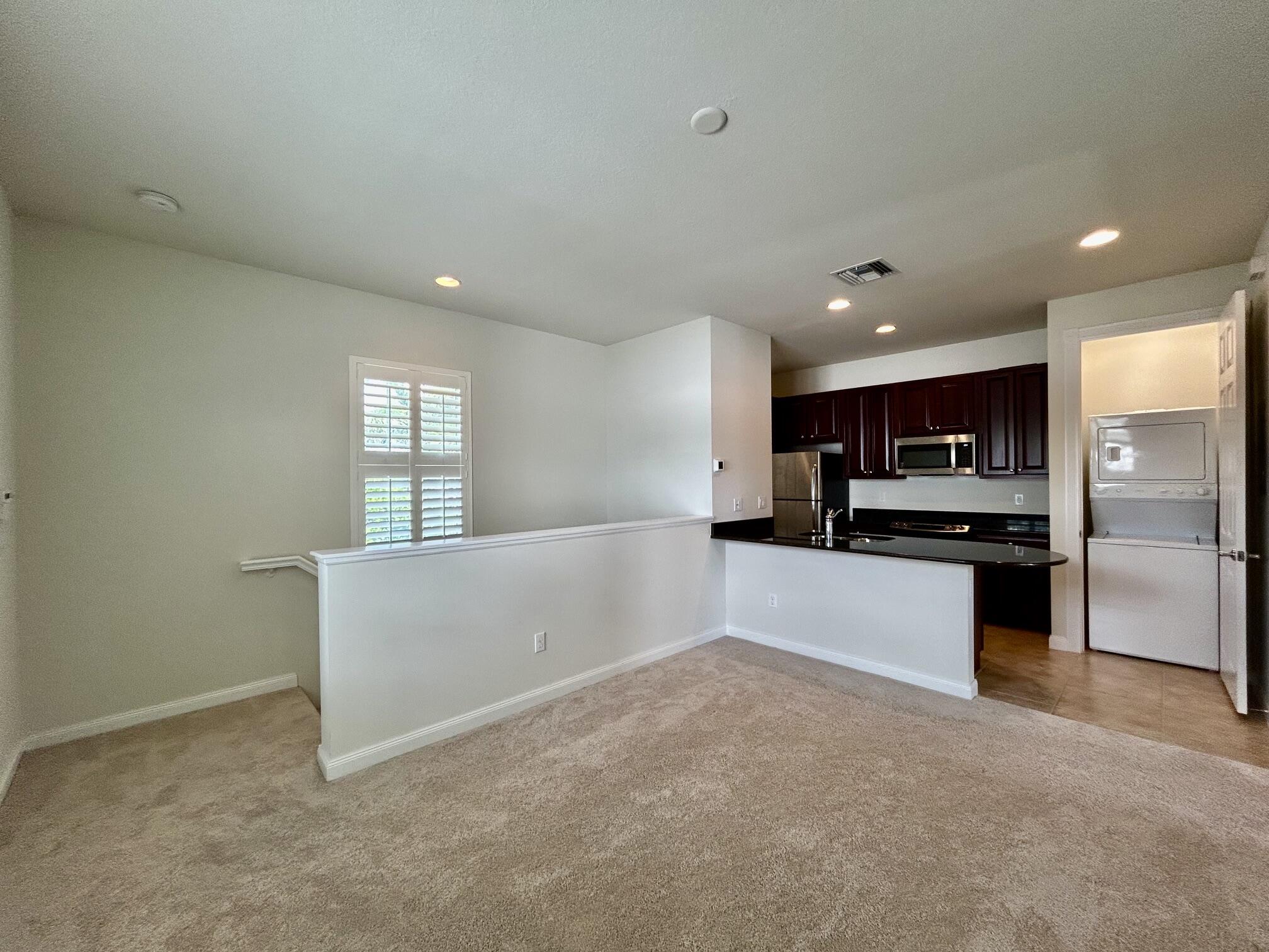 MALLORY CREEK AT ABACOA 2 - Residential Lease