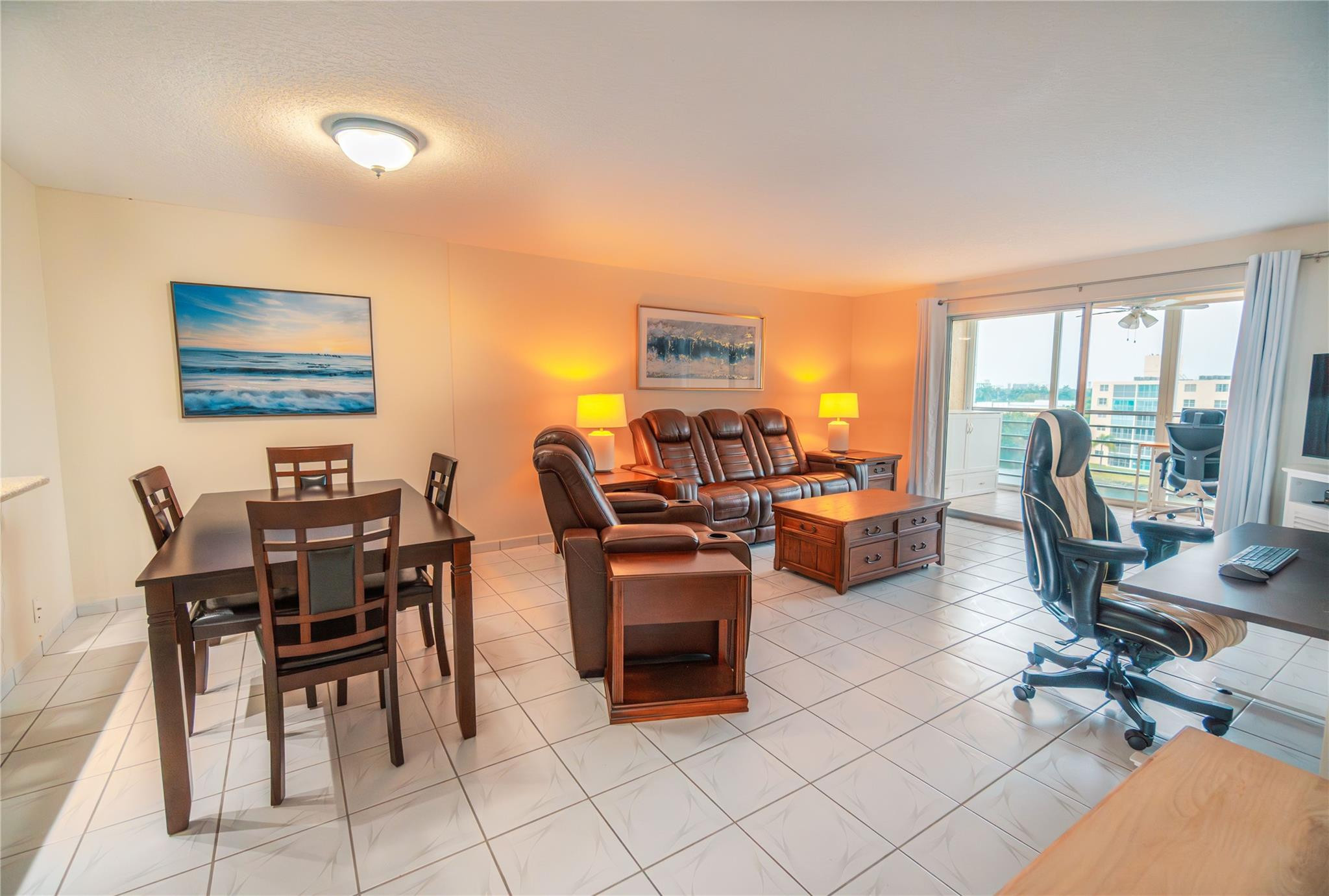 Meadowbrook Lakes View - Residential