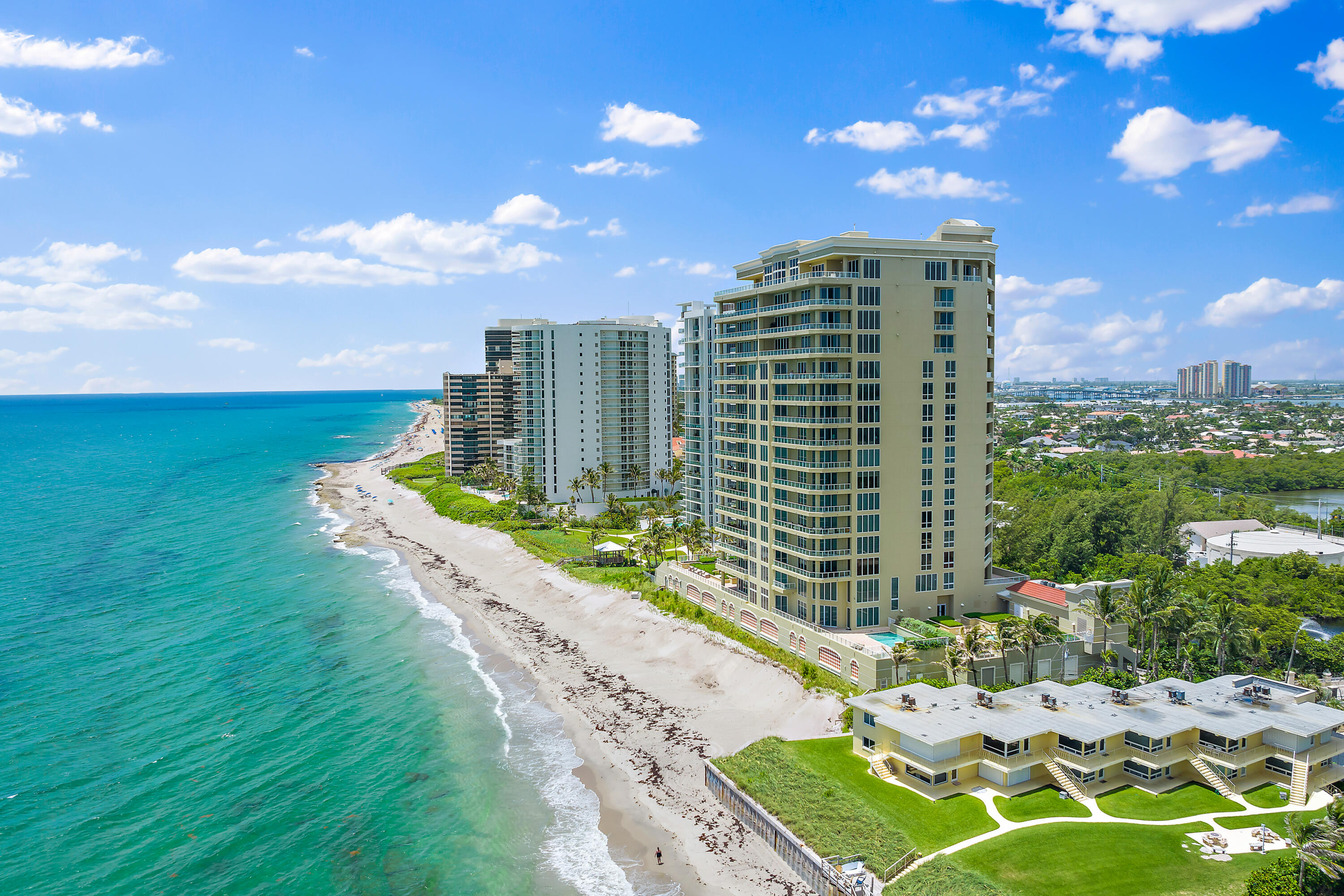 OCEAN'S EDGE - Residential