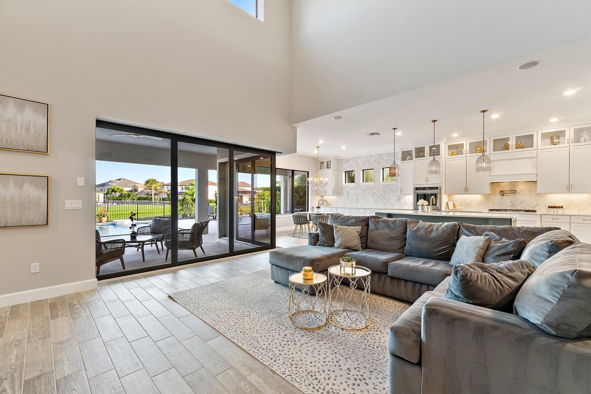 SONOMA ISLES - Residential