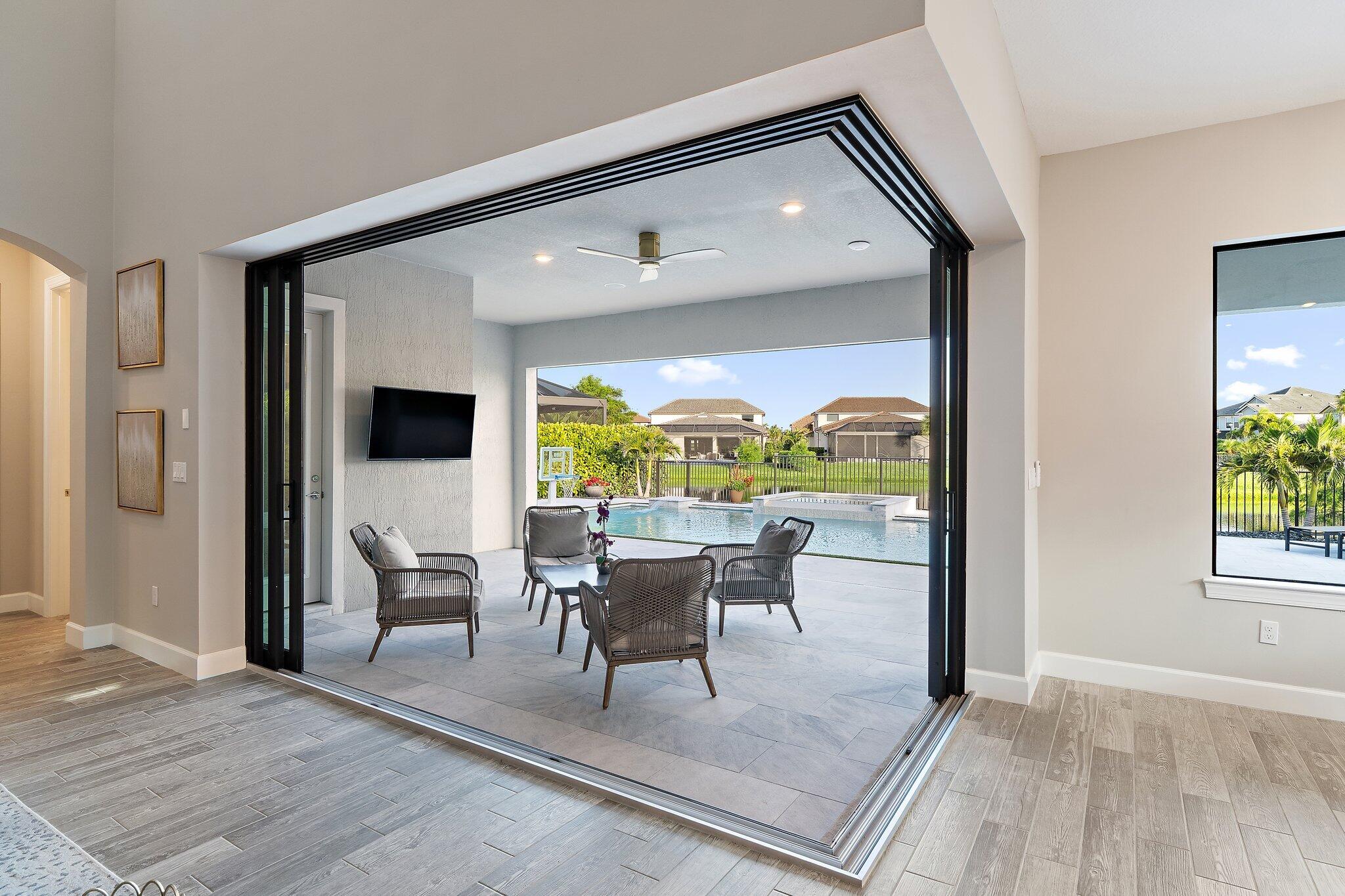 SONOMA ISLES - Residential