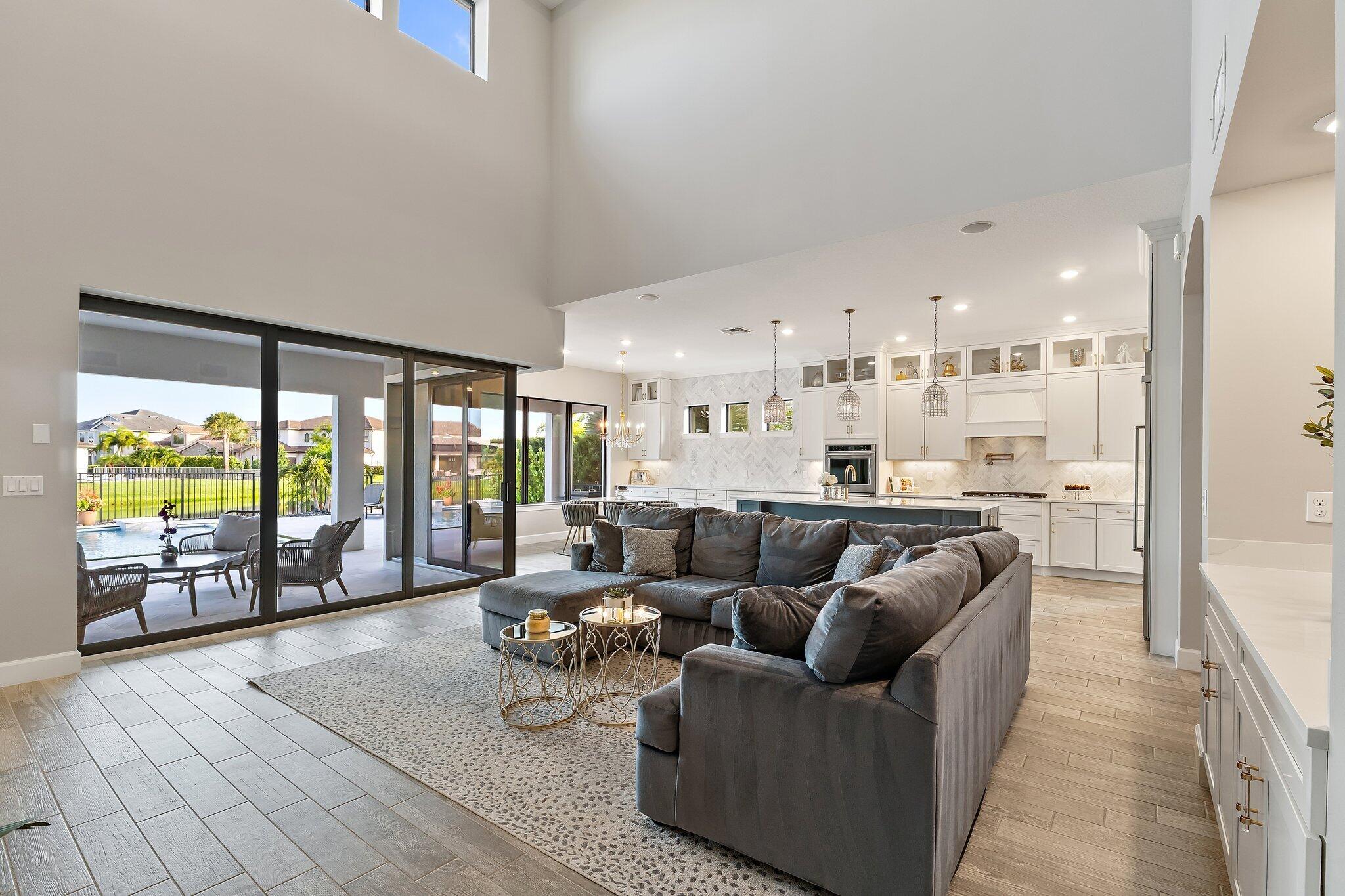 SONOMA ISLES - Residential