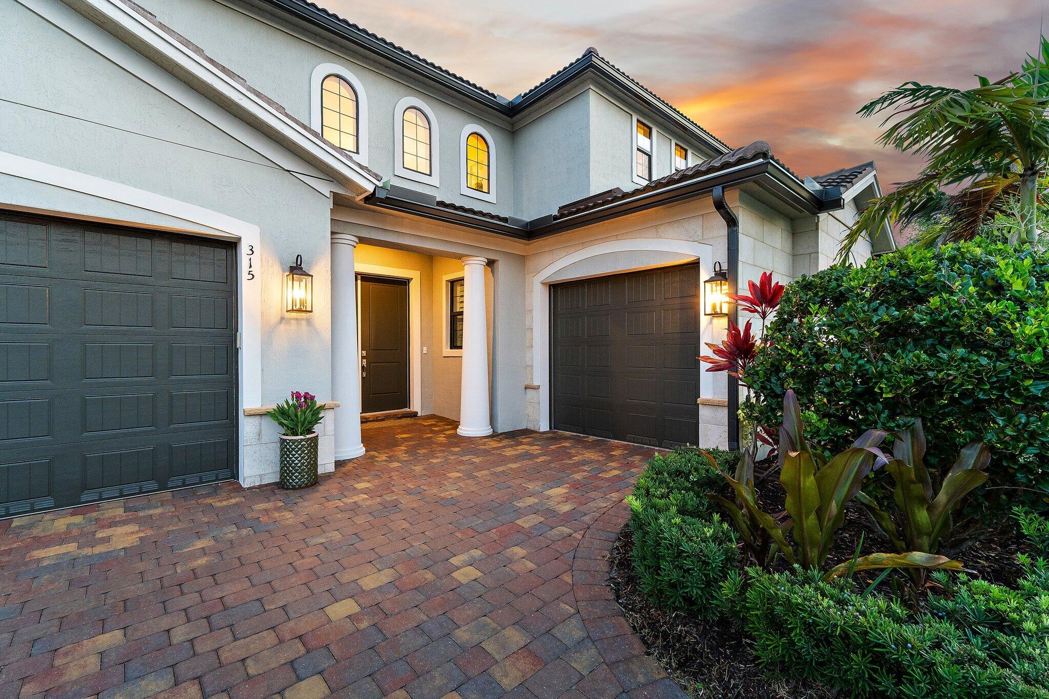SONOMA ISLES - Residential