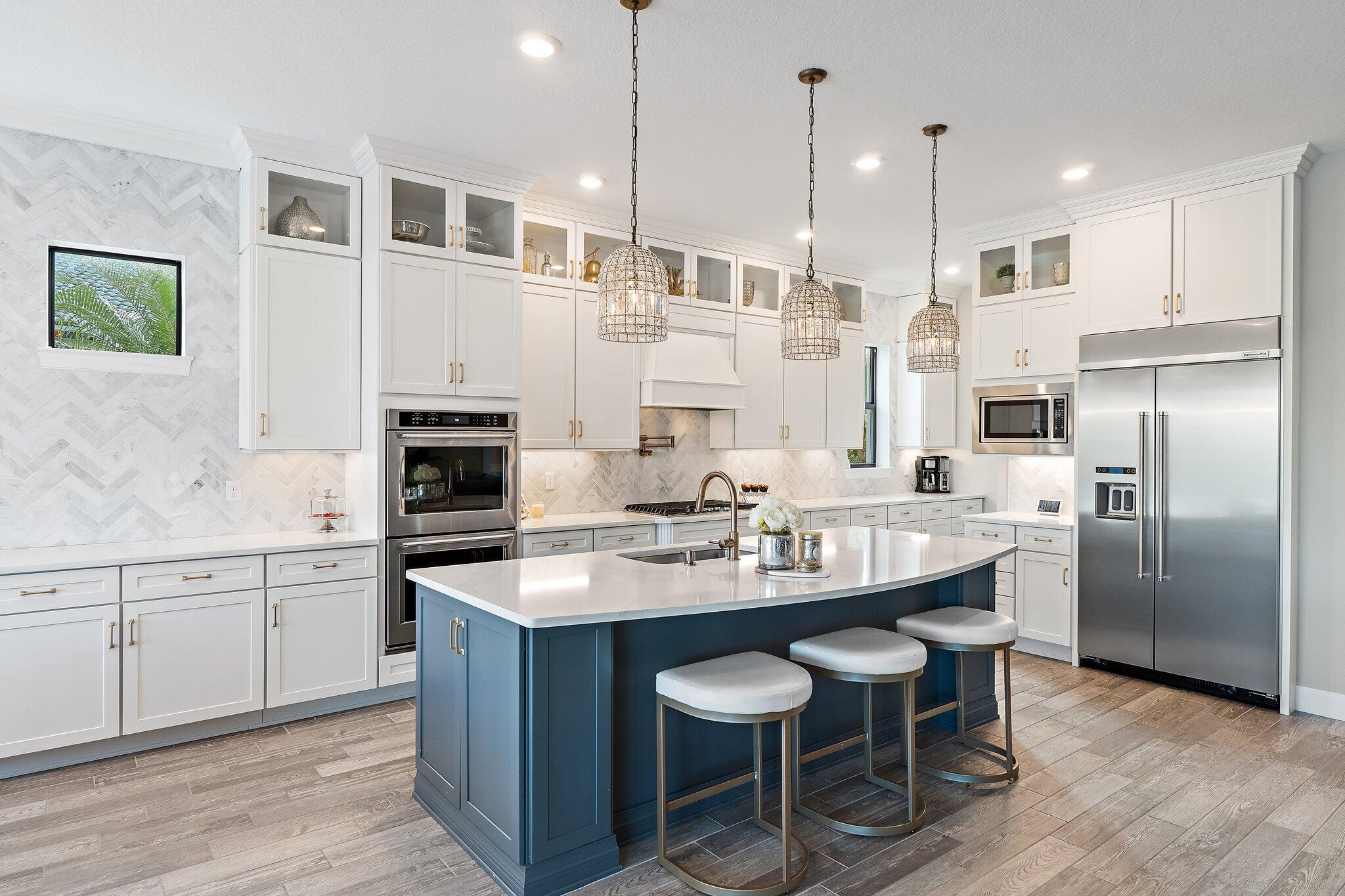 SONOMA ISLES - Residential