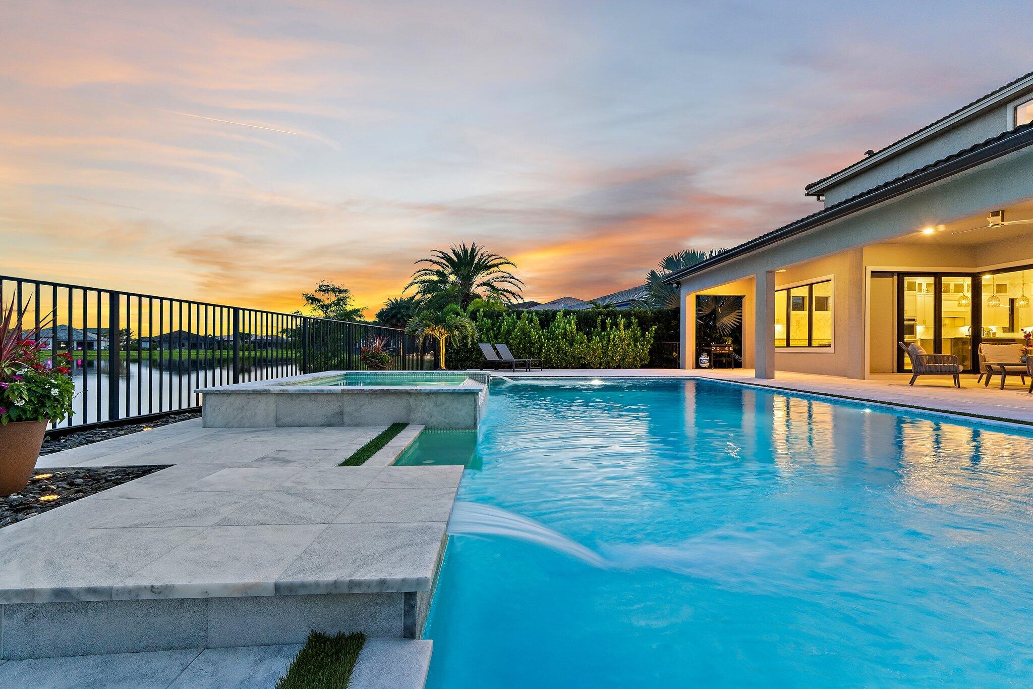 SONOMA ISLES - Residential