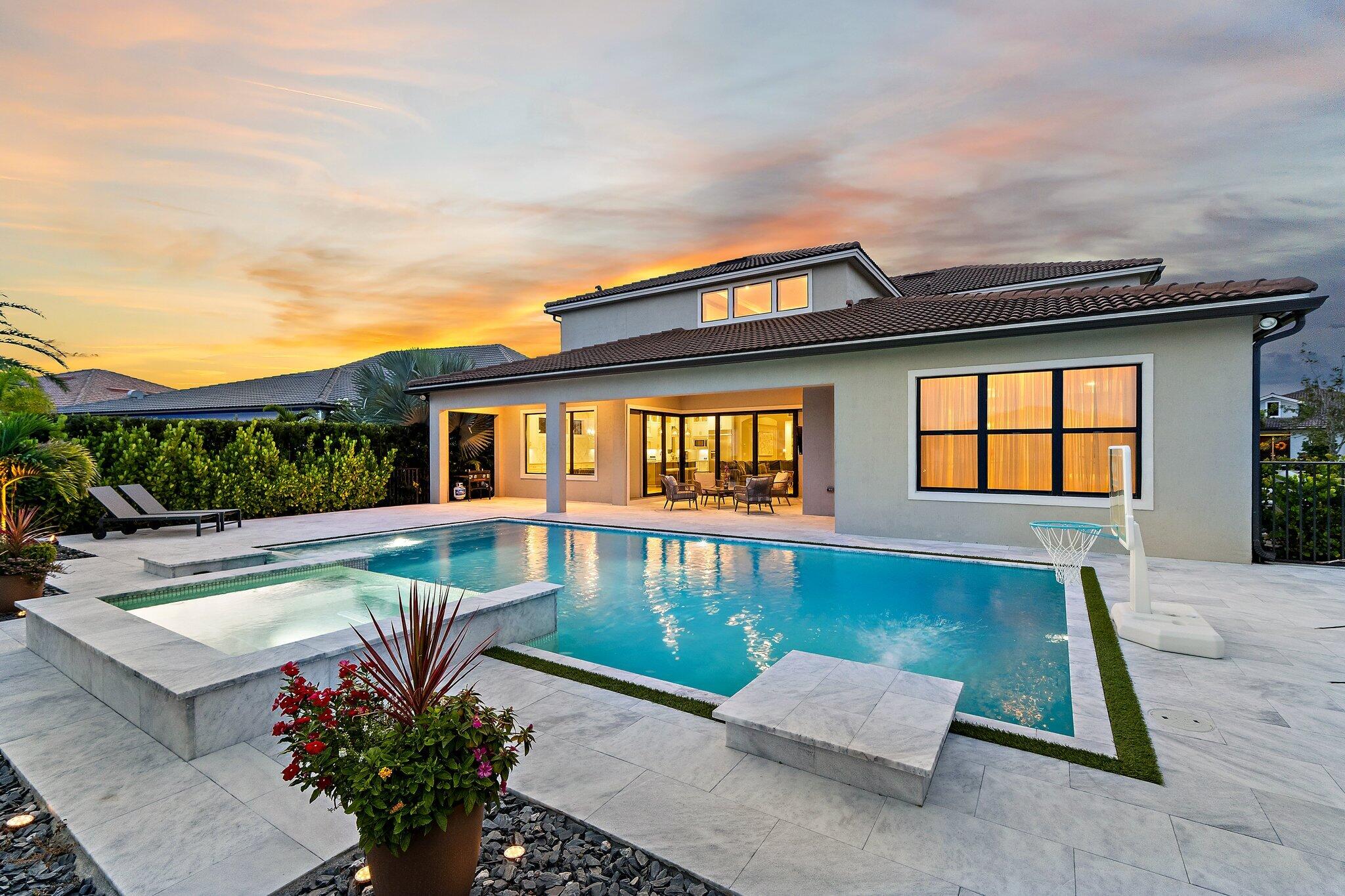 SONOMA ISLES - Residential
