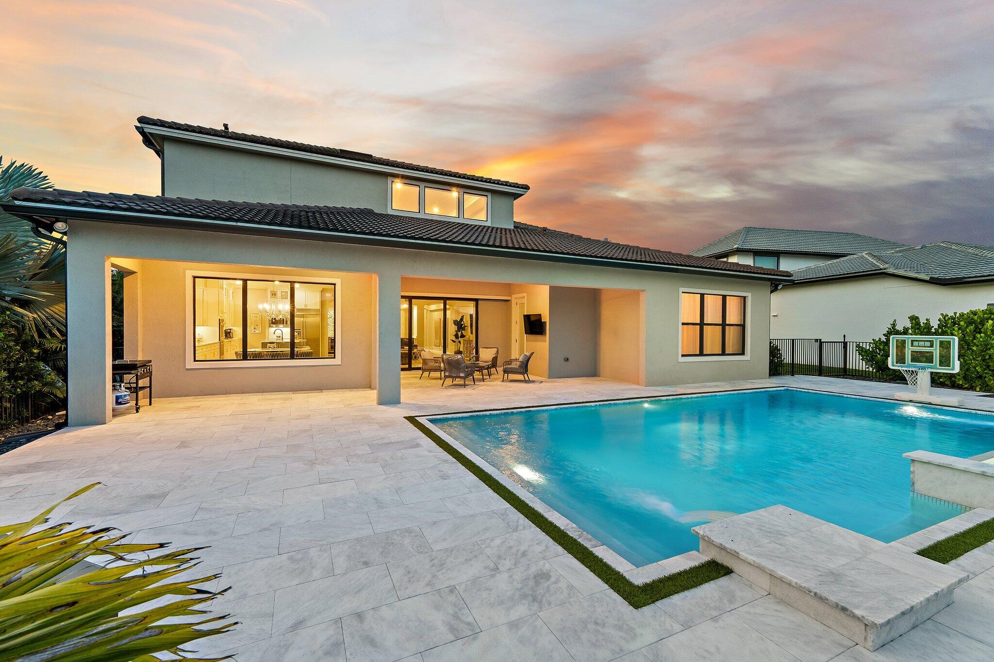 SONOMA ISLES - Residential