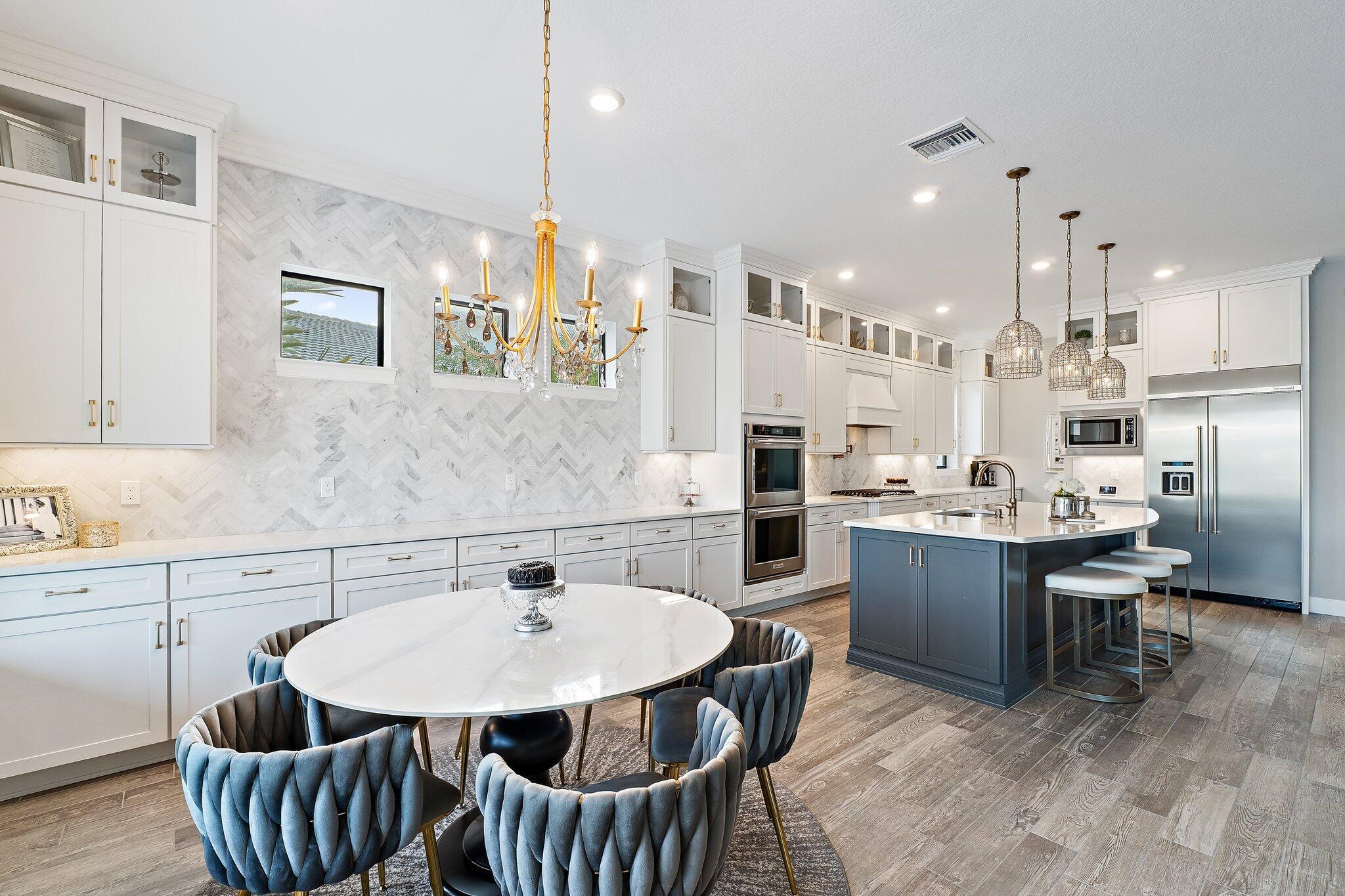 SONOMA ISLES - Residential