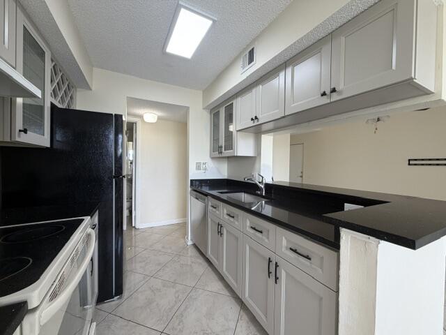 SUN VISTA GARDENS CONDO - Residential Lease