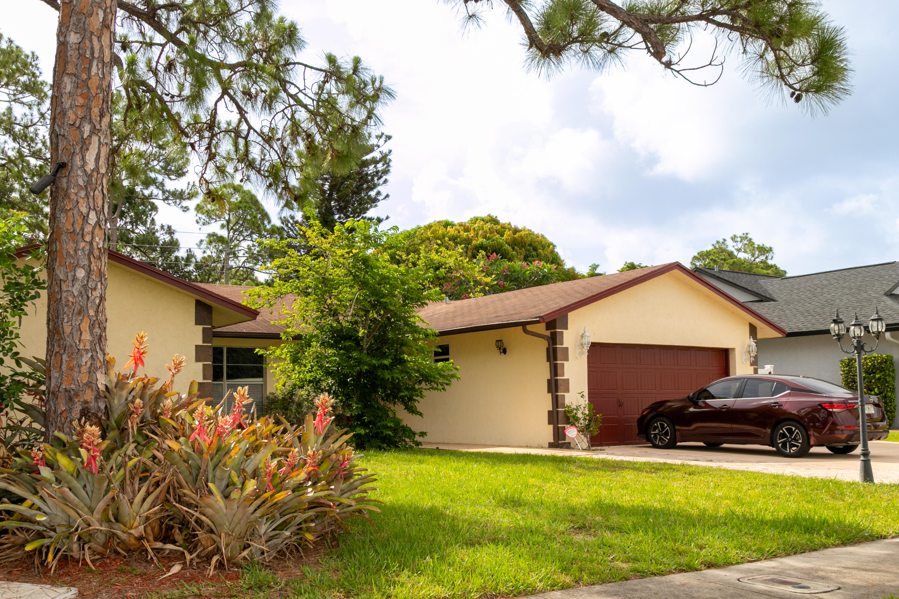 LAKES OF LANTANA PH 2-A - Residential