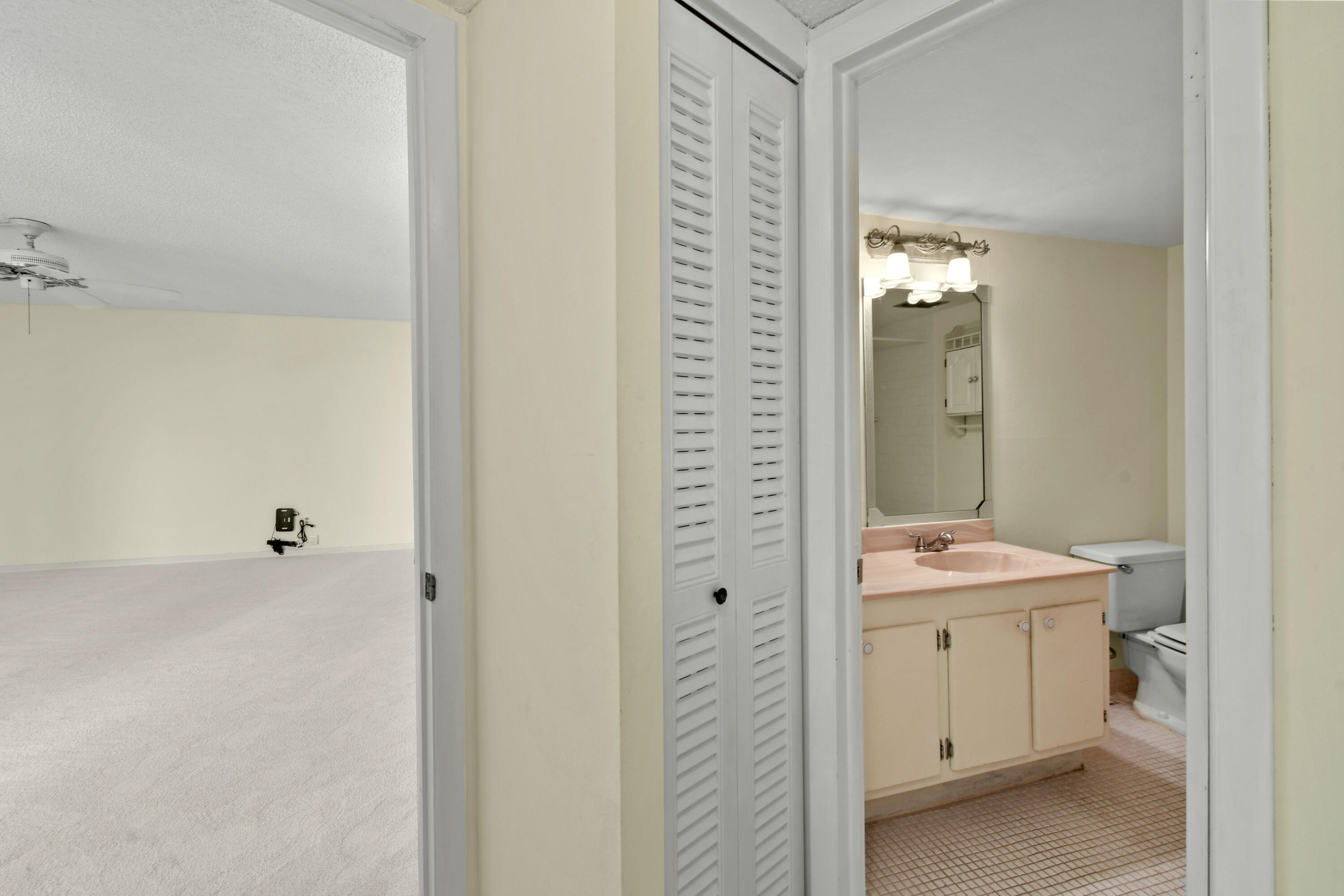 PHOENIX TOWERS CONDO - Residential Lease