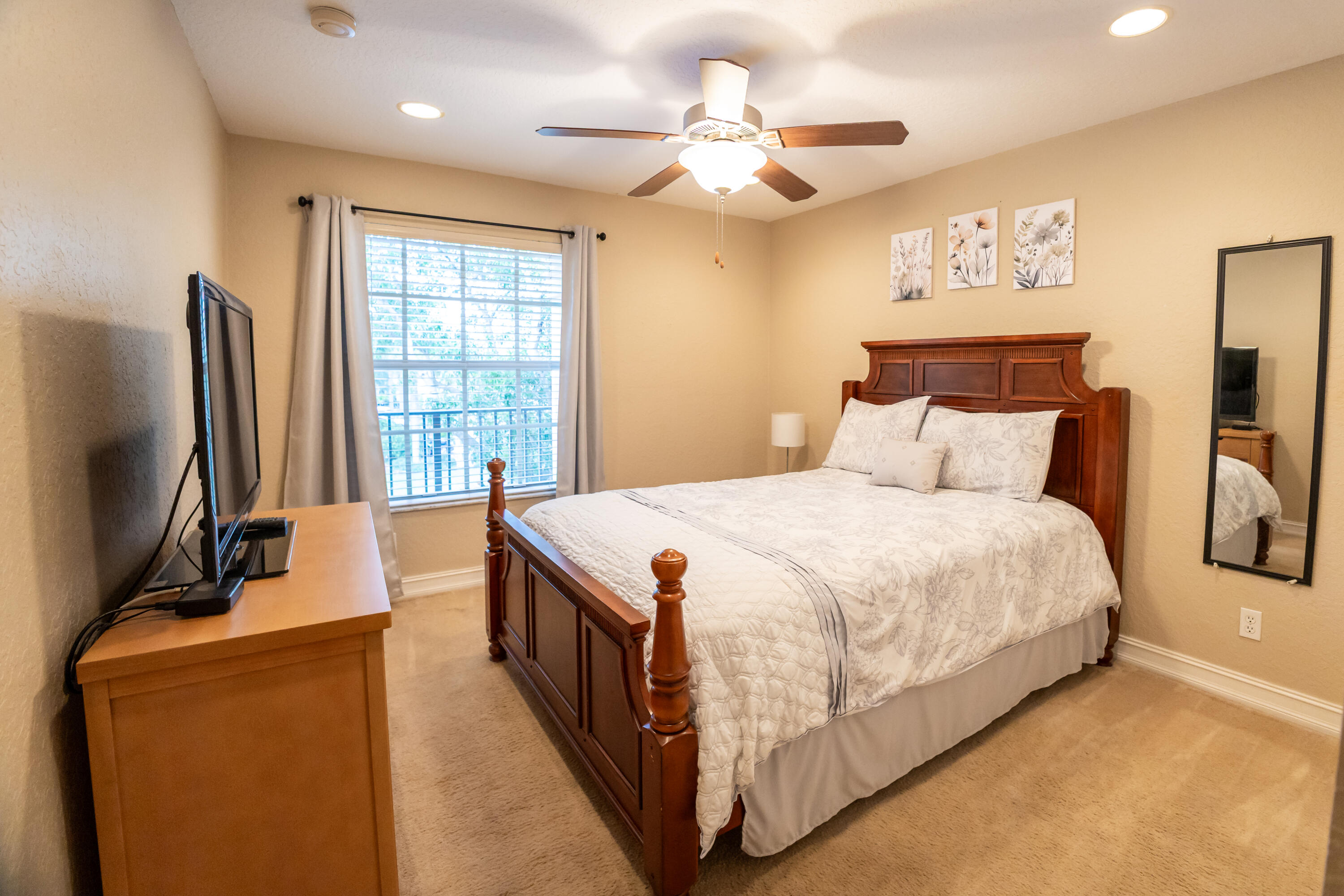 CANYON ISLES 1 - Residential