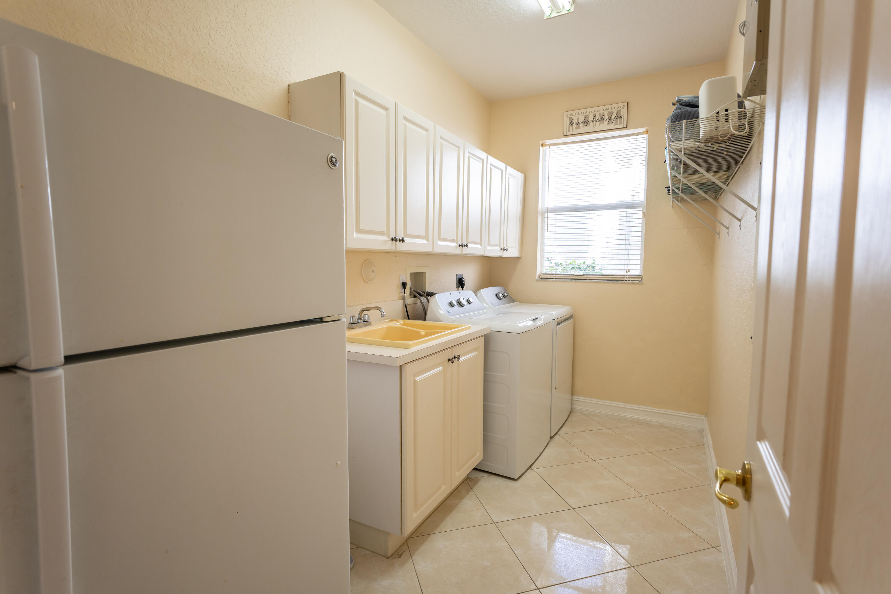 CANYON ISLES 1 - Residential