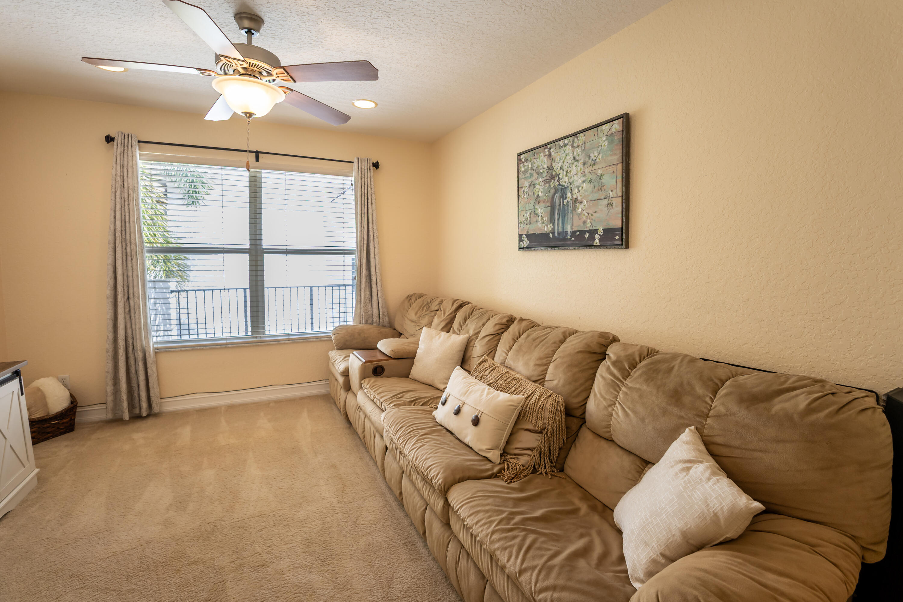 CANYON ISLES 1 - Residential