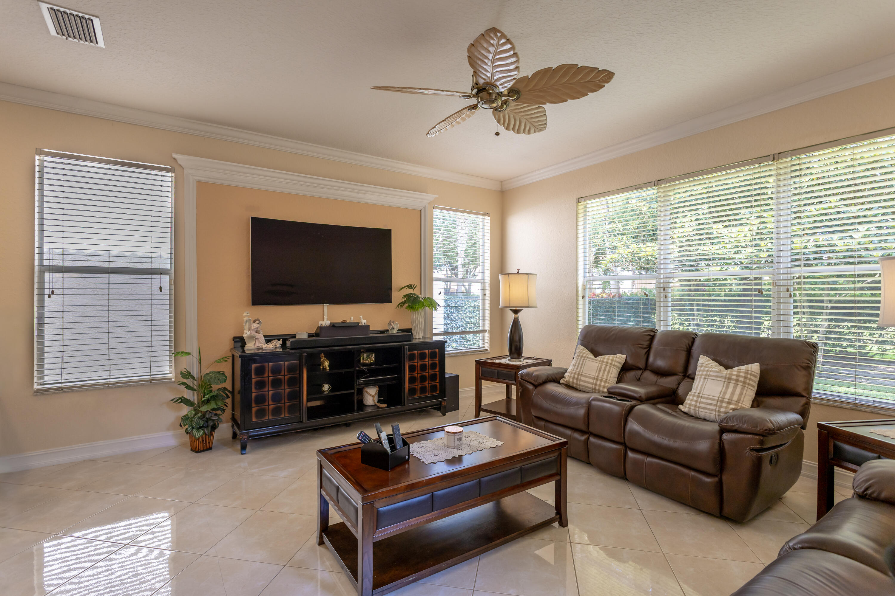 CANYON ISLES 1 - Residential